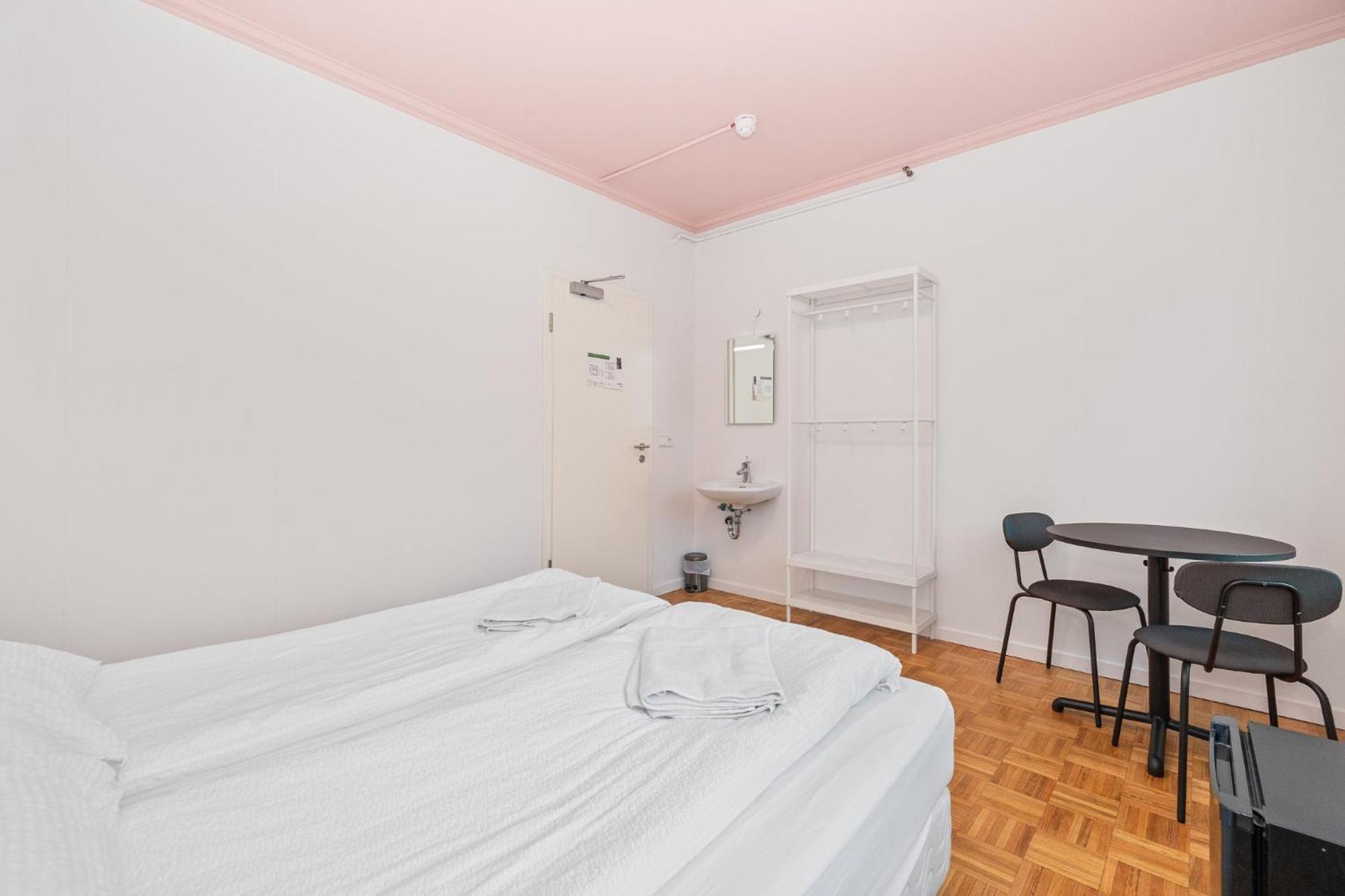 Double or Twin Room with Shared Bathroom