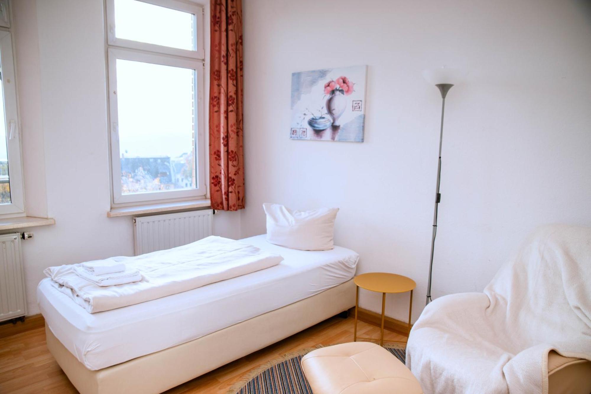 Apartment mit 3 Schlafzimmern und Balkon