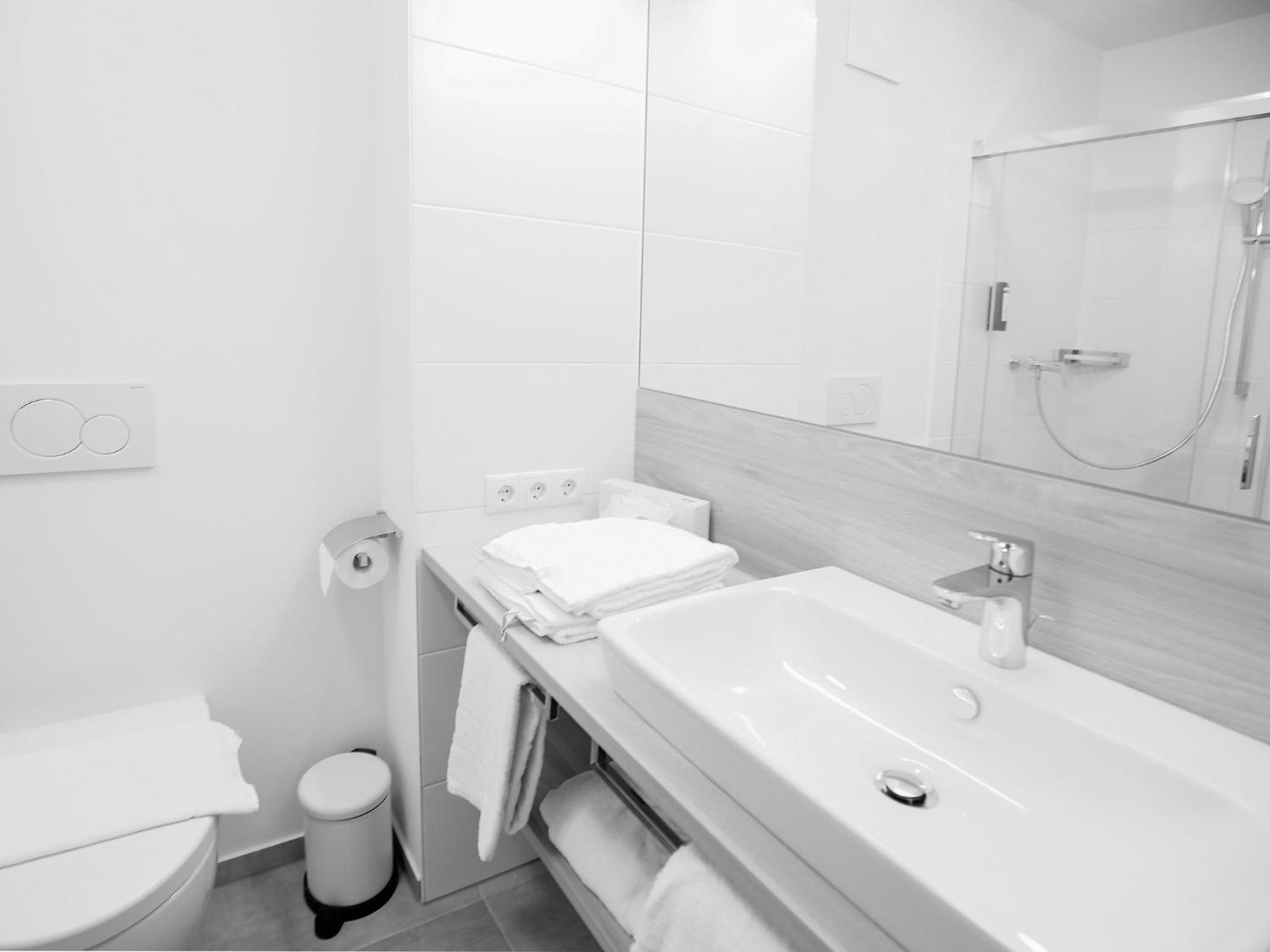 Standard Double Room,1624756350:JPEG