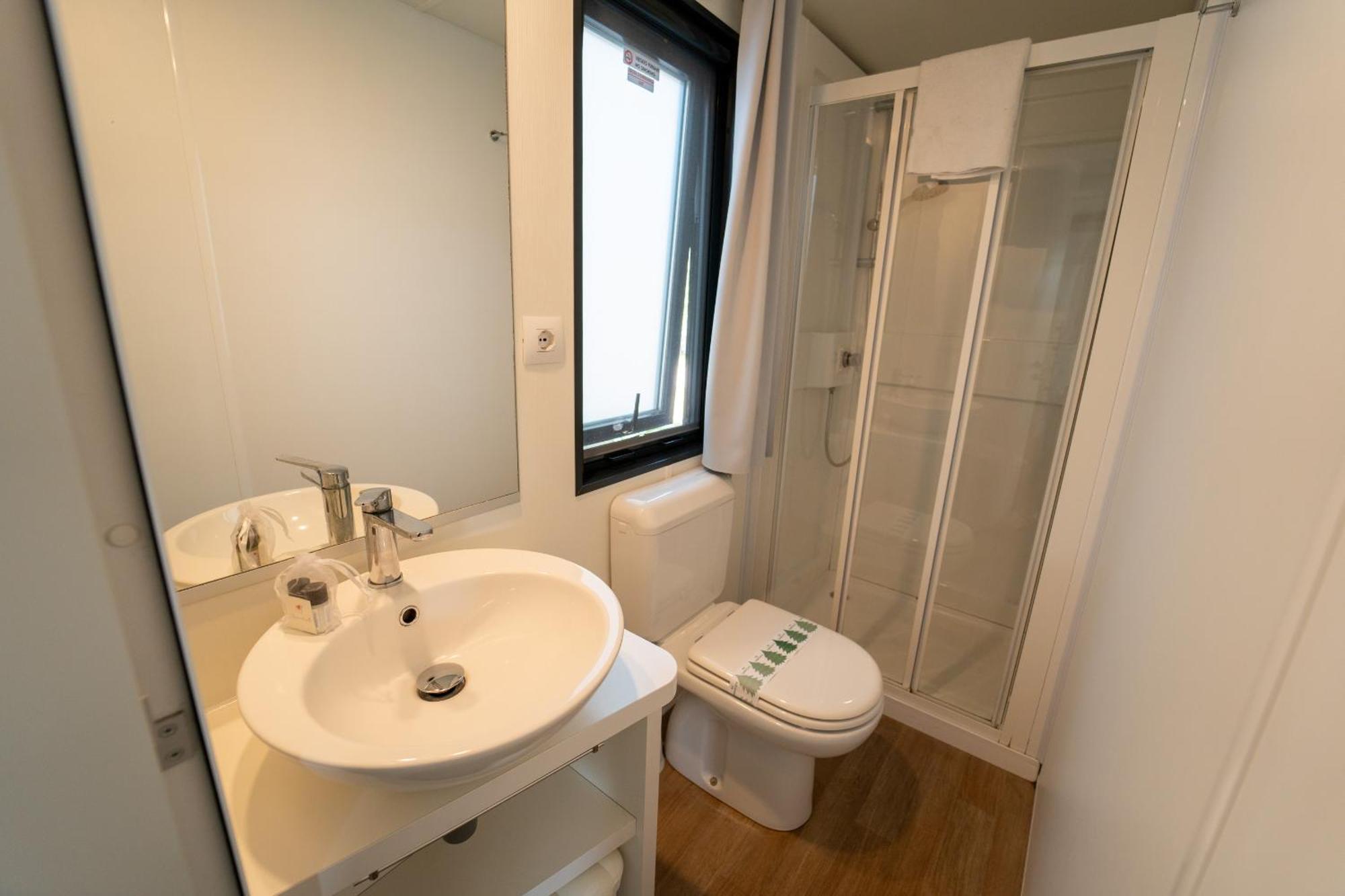 Two-Bedroom Cottage,1625605508:JPEG