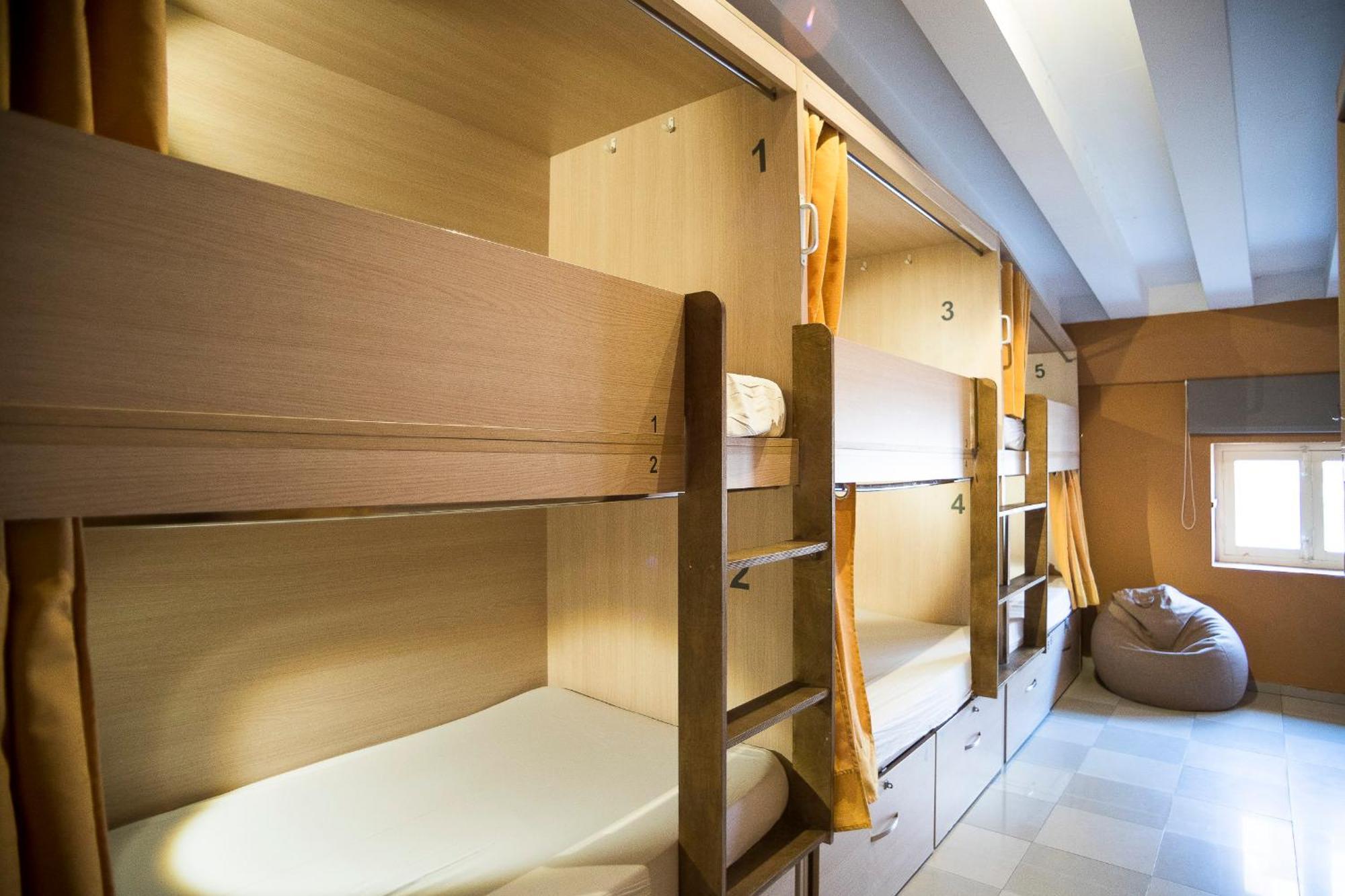 Familiekamer met Gedeelde Badkamer
