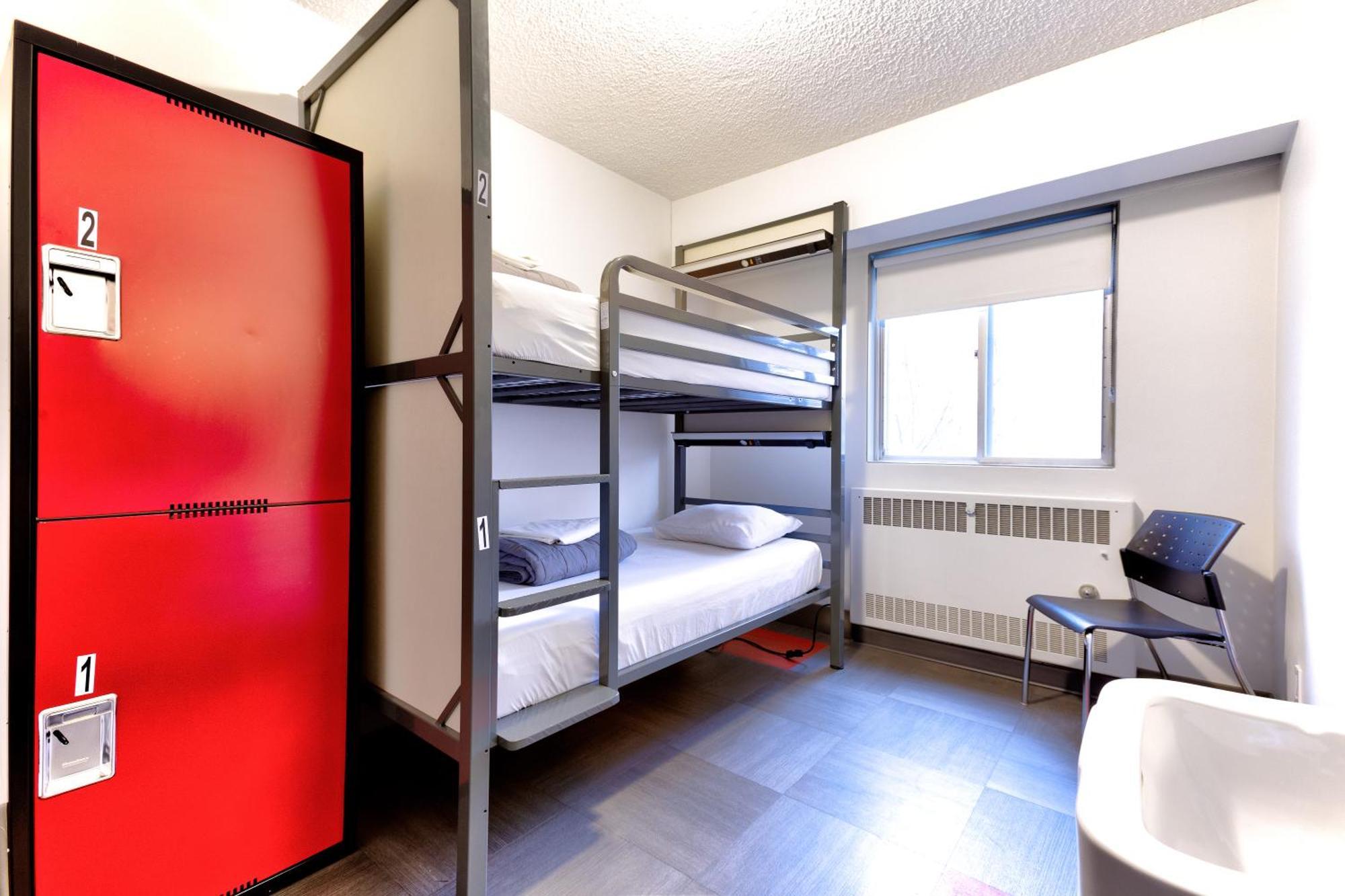 Twin Private Room