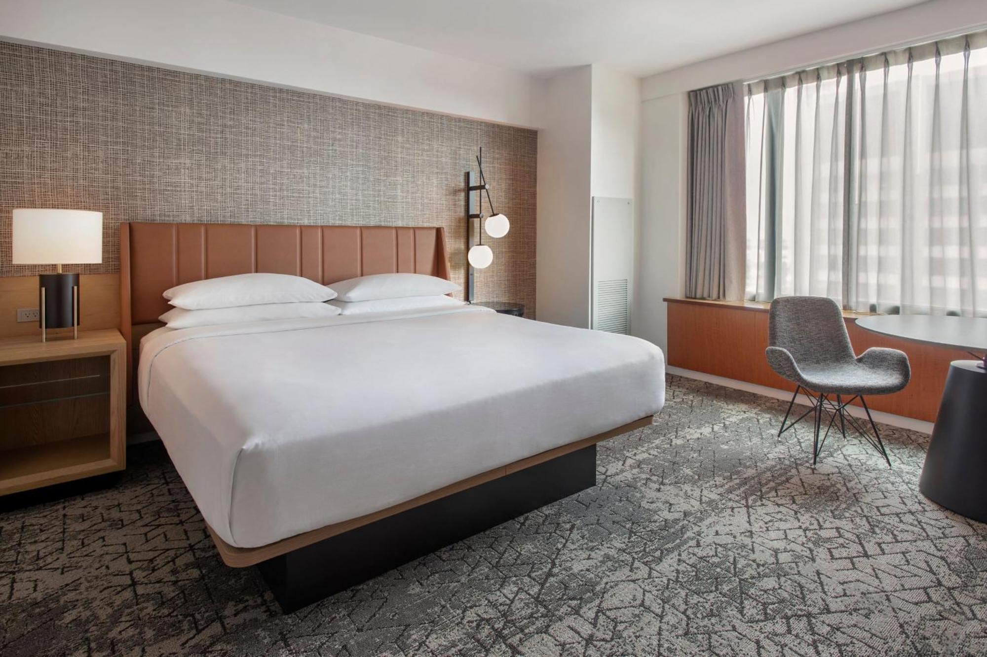 Quarto com Cama King-size