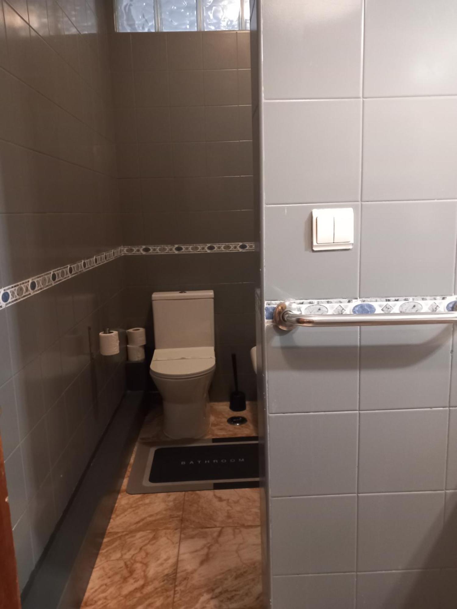 Quarto Triplo com Casa de Banho Privativa
