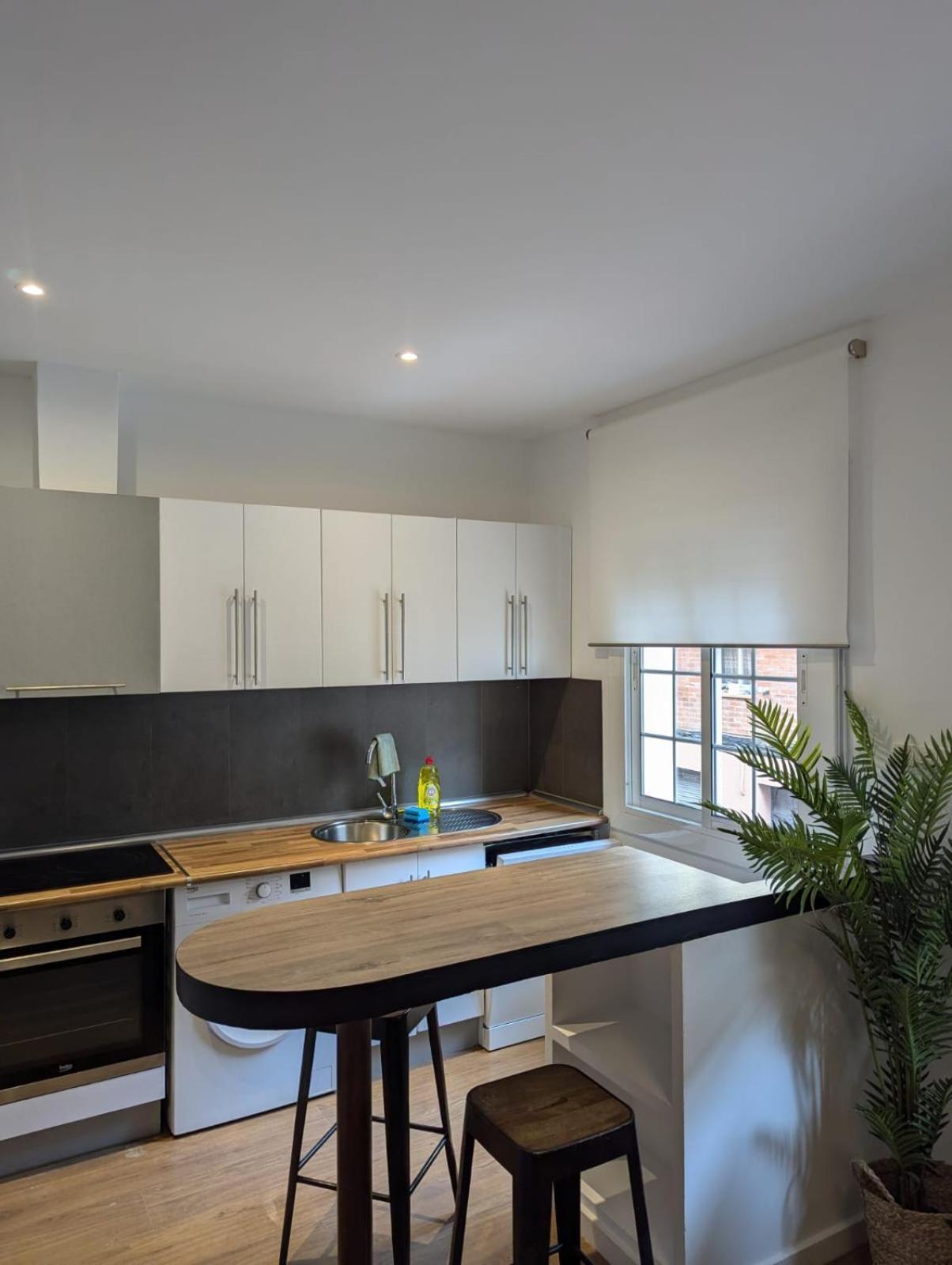 One-Bedroom Apartment,1627989658:JPEG