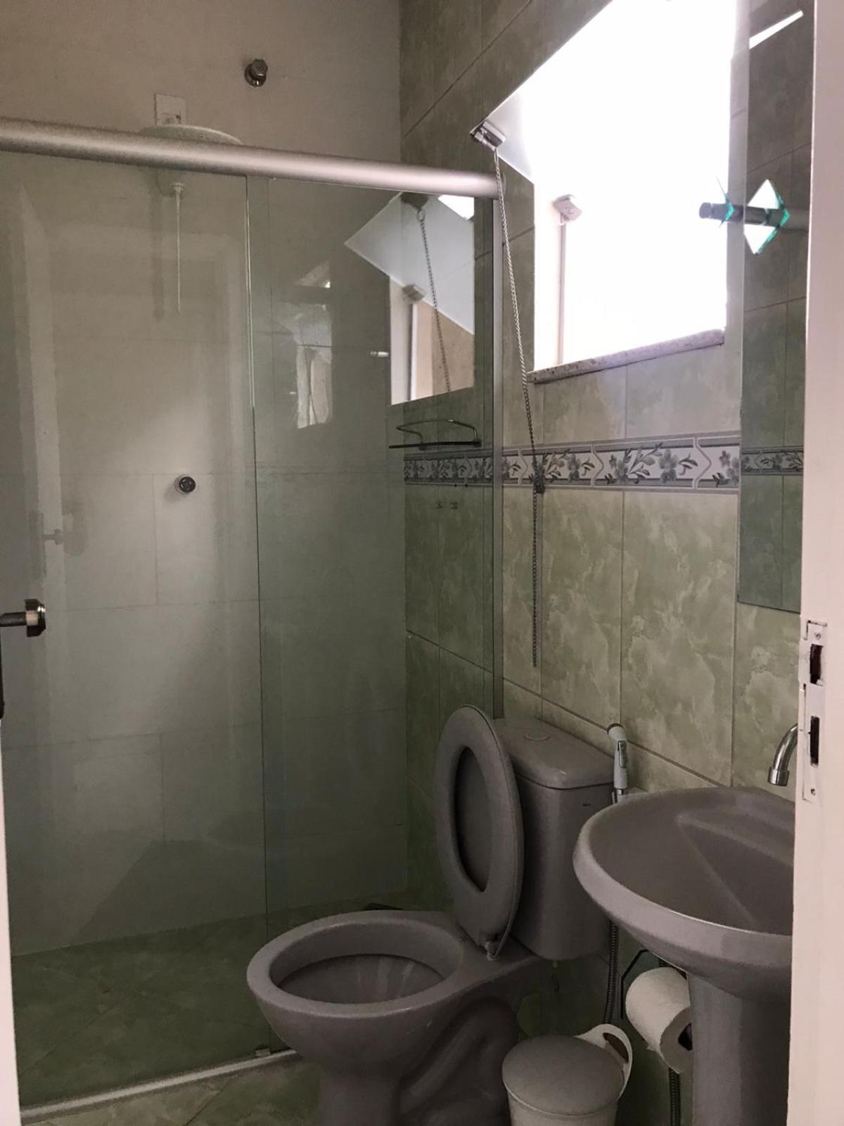 Quarto Triplo Básico