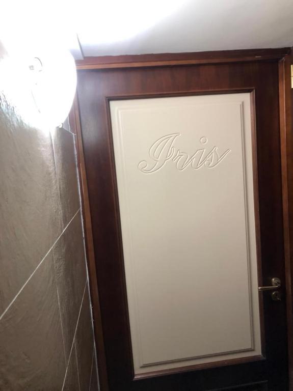 Apartamento de 1 Dormitorio con balcón y vistas a la ciudad
