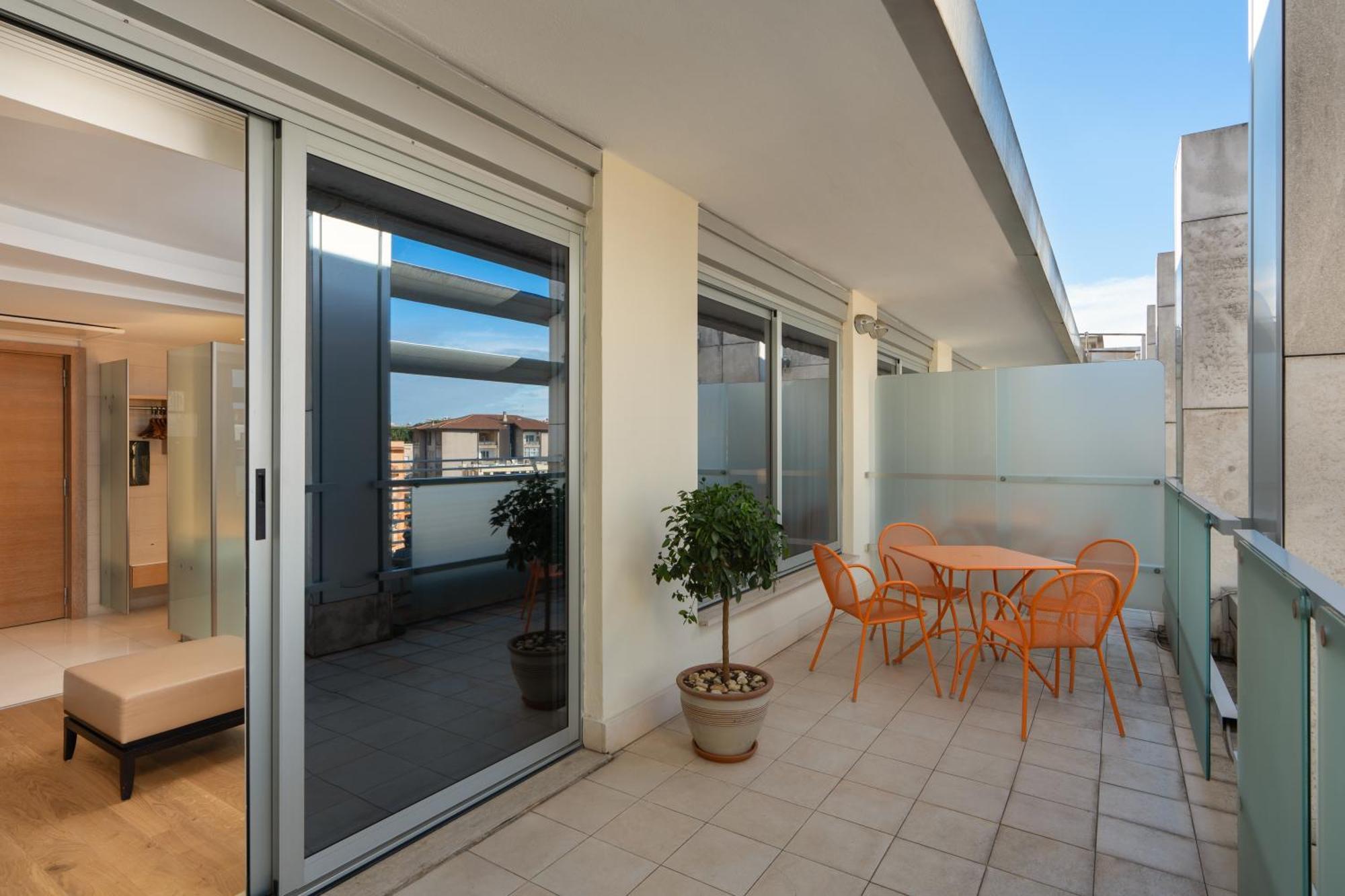 Familien-Doppelbett mit Balkon