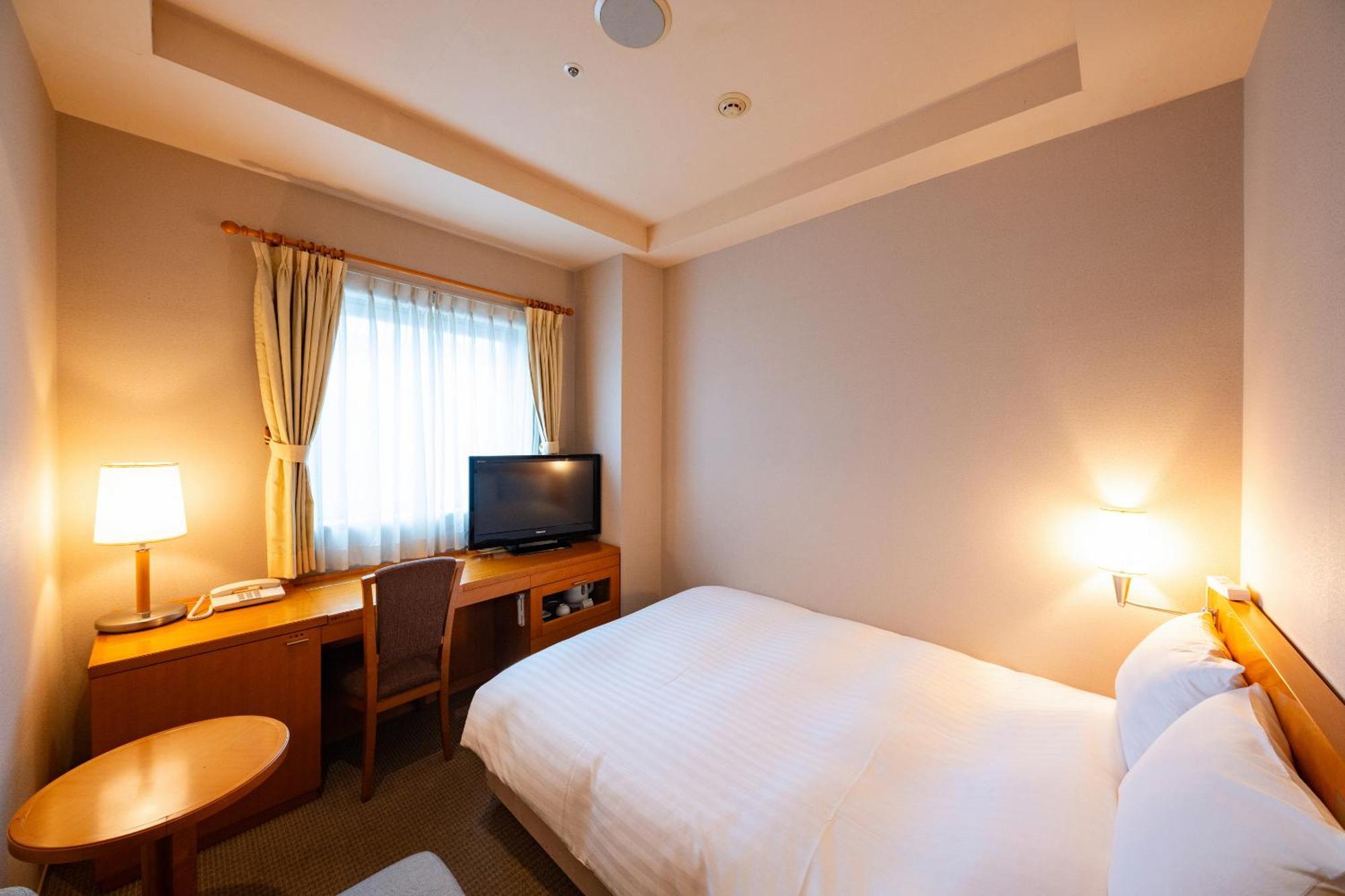 Standard Double Room with Park View - Non-Smoking