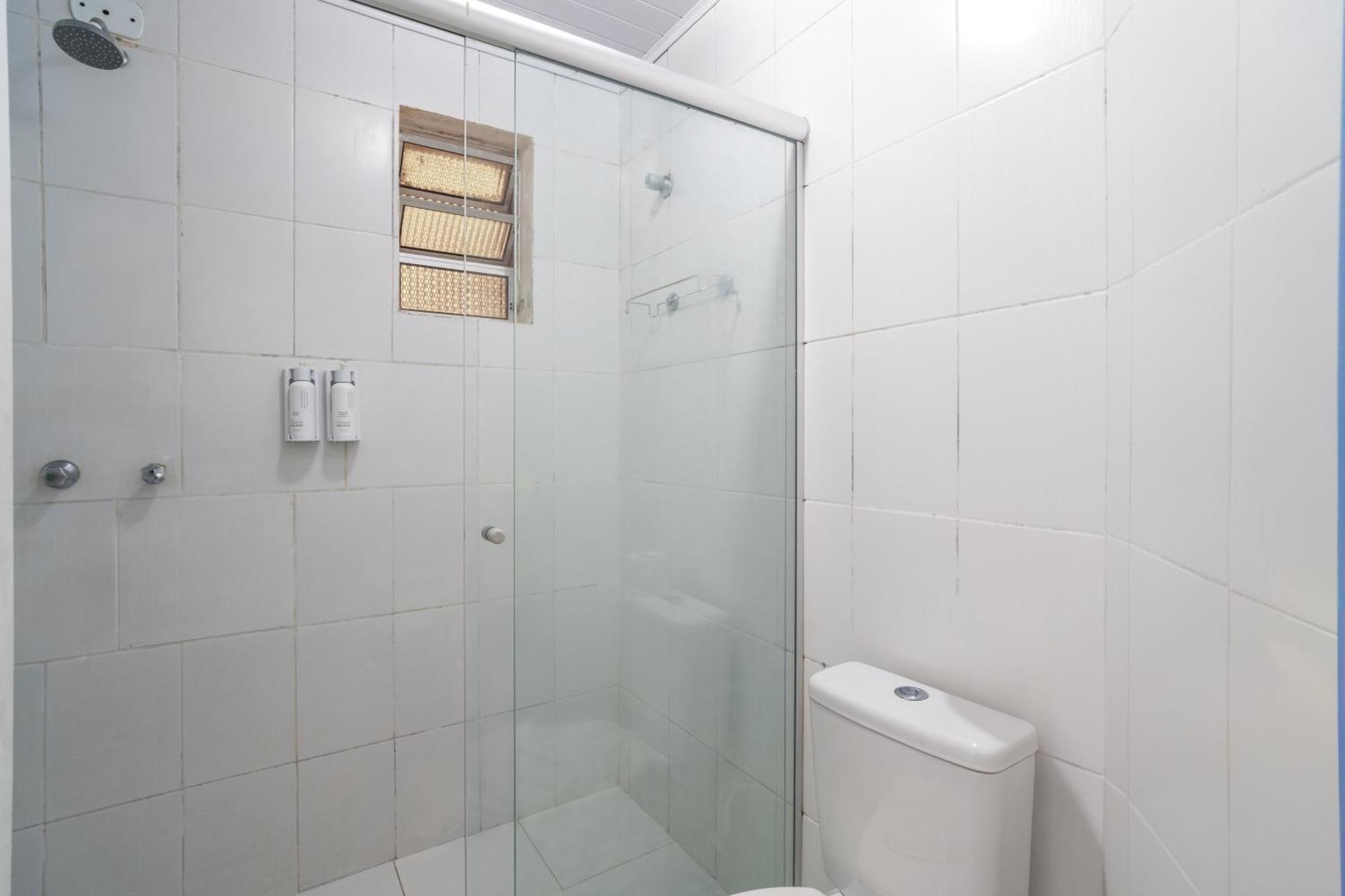 Quarto Standard com Cama de Casal ou 2 de Solteiro