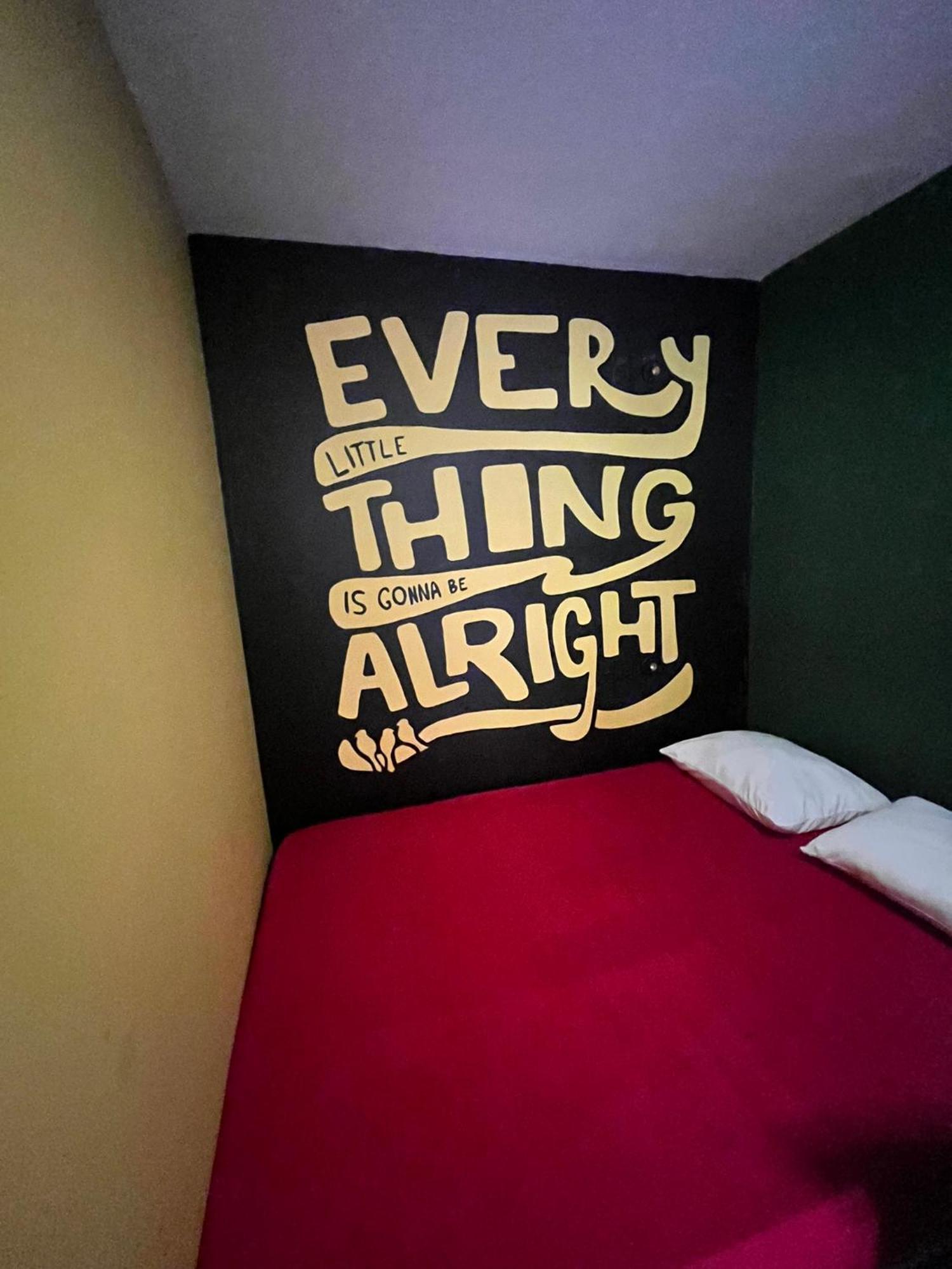 Quarto Duplo com Banheiro Compartilhado