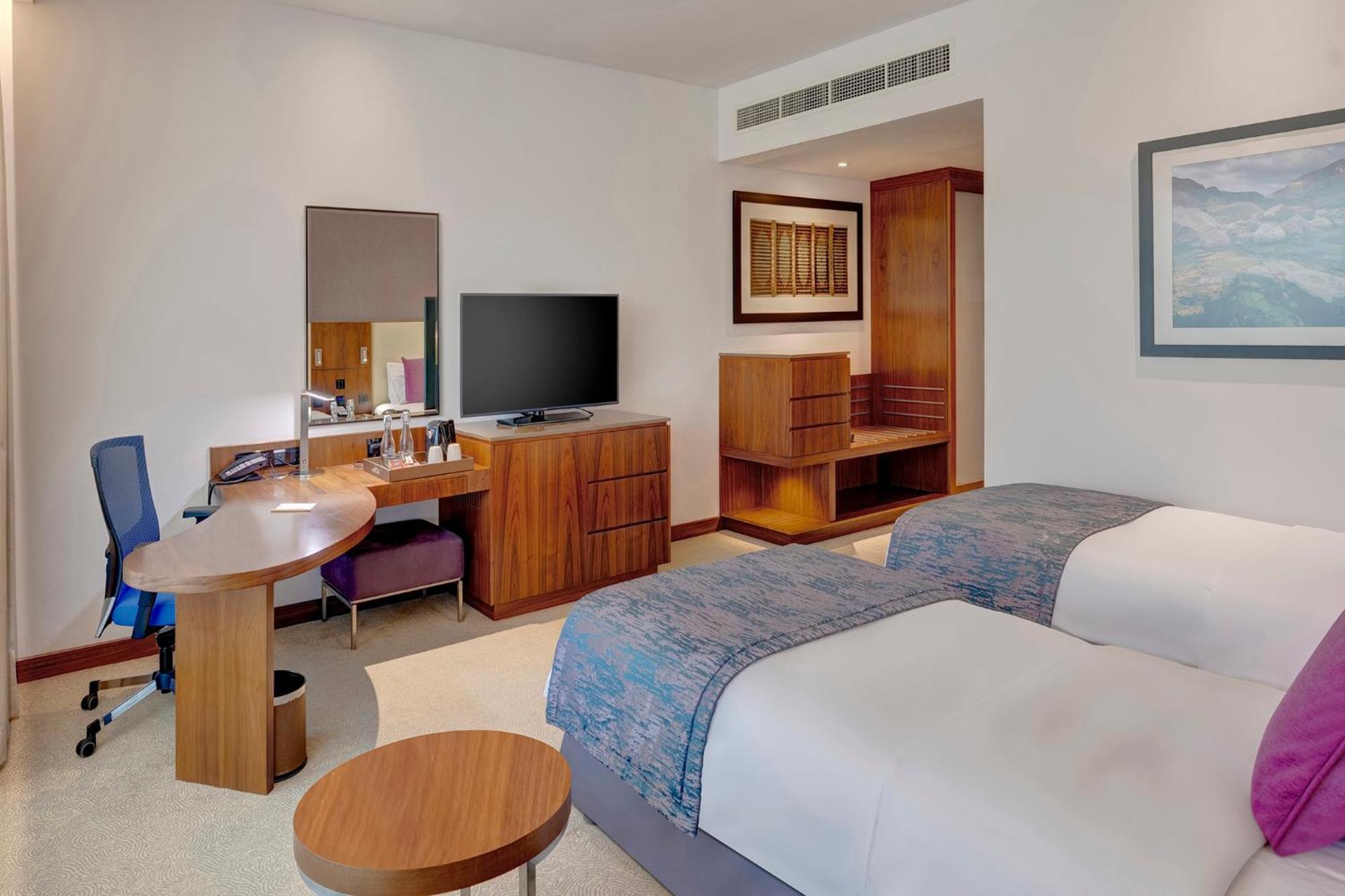 Premium Twin Room with Mountain View and Lounge Access