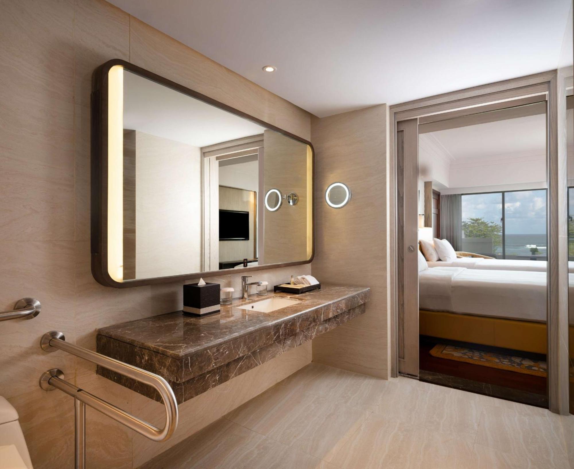 Chambre Lits Jumeaux - Accessible aux Personnes à Mobilité Réduite - Vue sur Océan