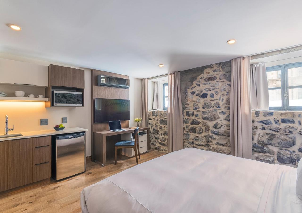 Deluxe Quadruple Studio – Semi-Basement,1639604681:JPEG