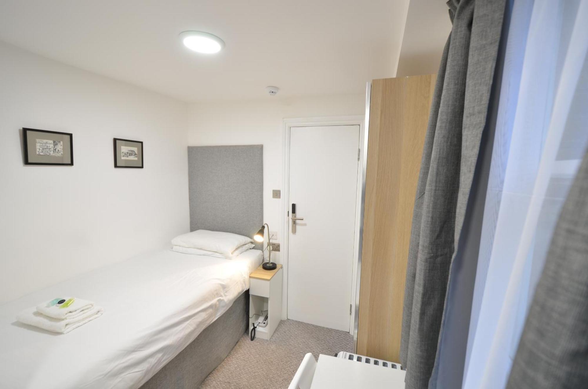 Quarto Individual Pequeno