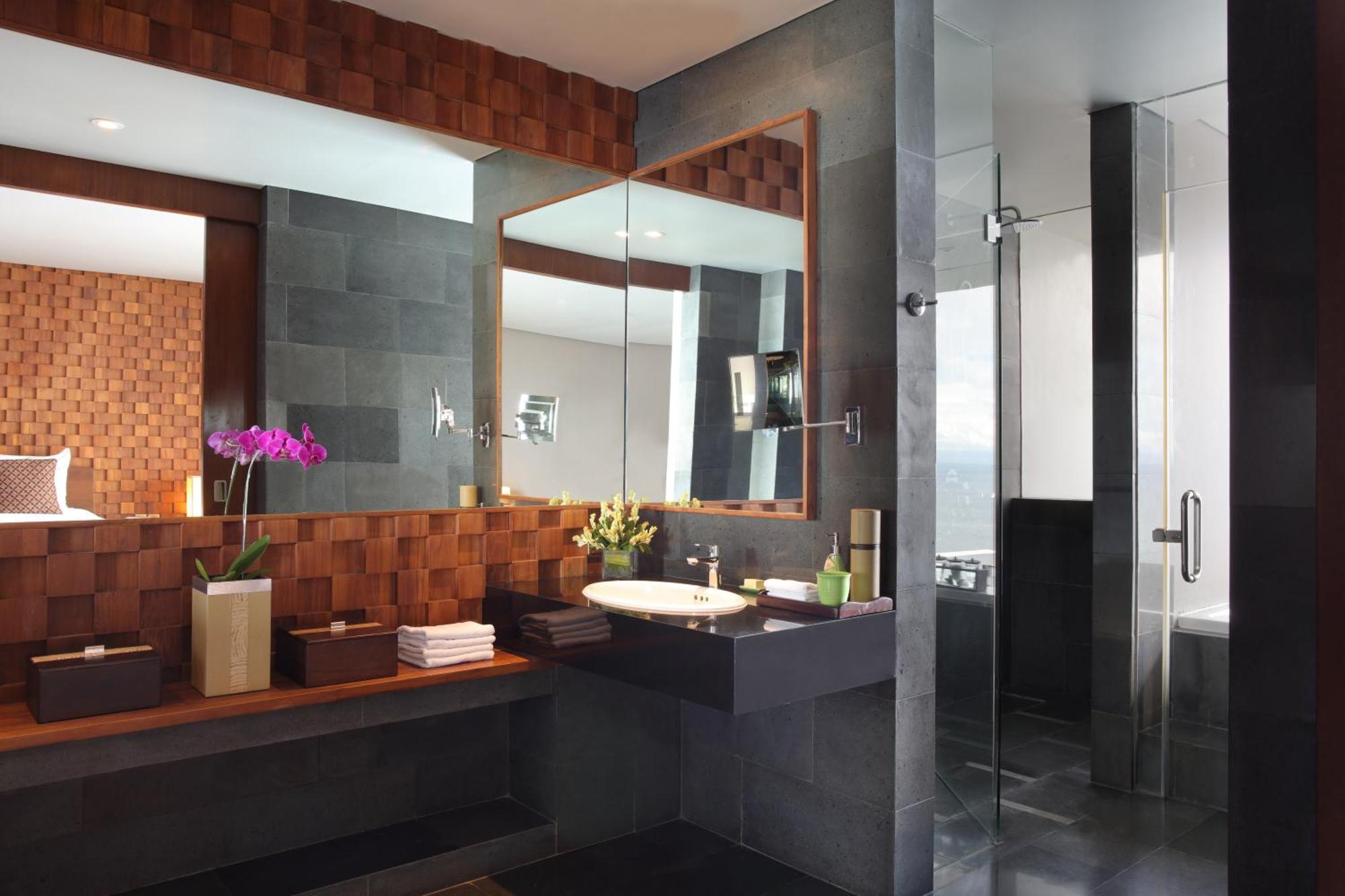 Suite con piscina y ventajas gratuitas - Frente al mar