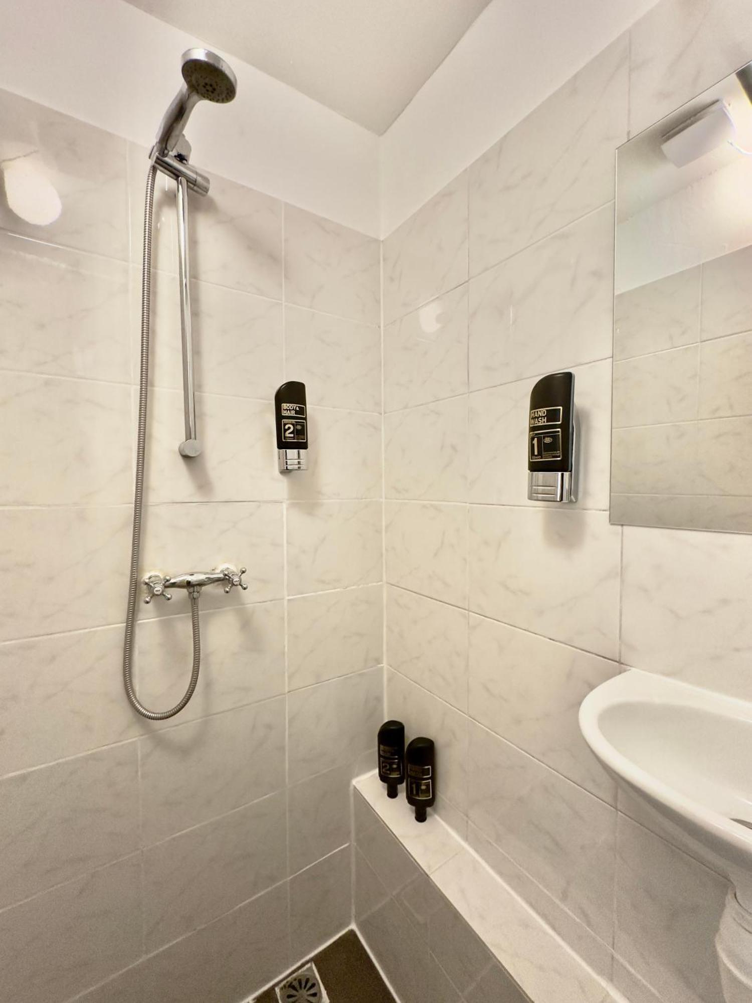 Chambre Simple avec Salle de Bains Privative