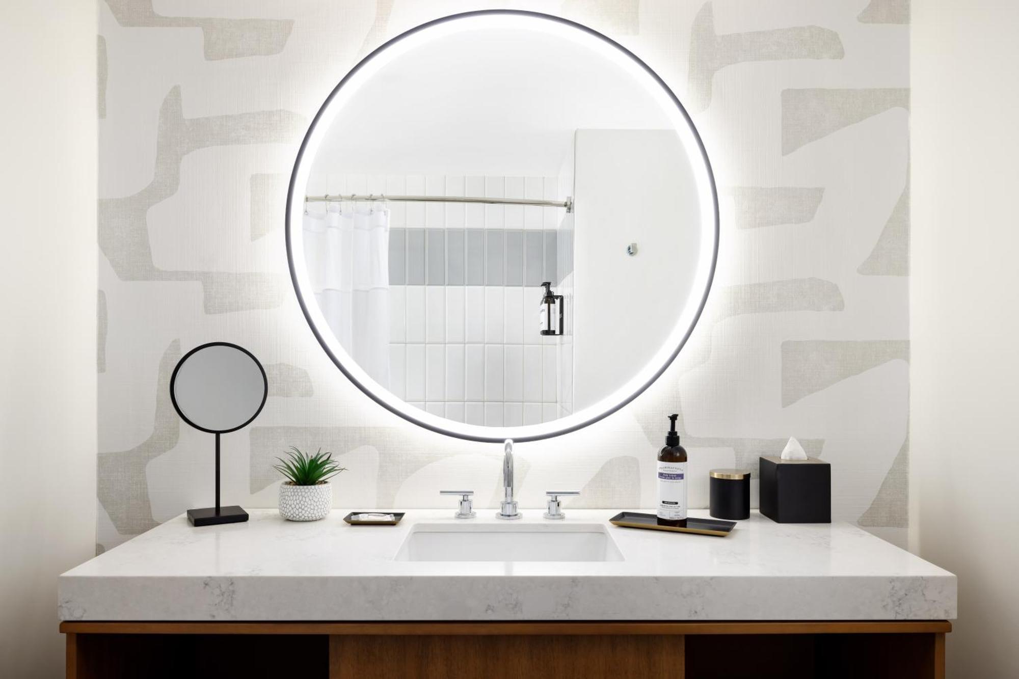 Room with Two Double Beds - Times Square View,1644406240:JPEG