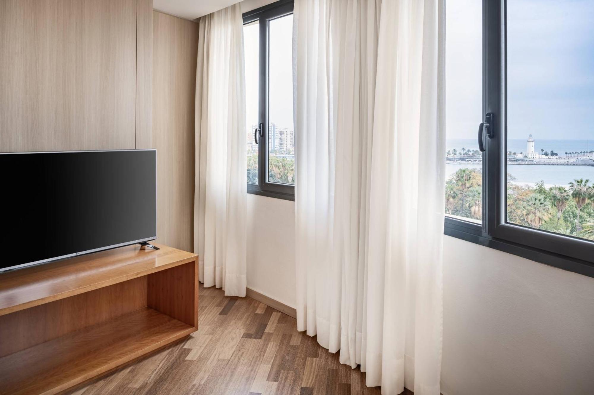 Familienzimmer mit 1 Kingsize-Bett und Schlafsofa