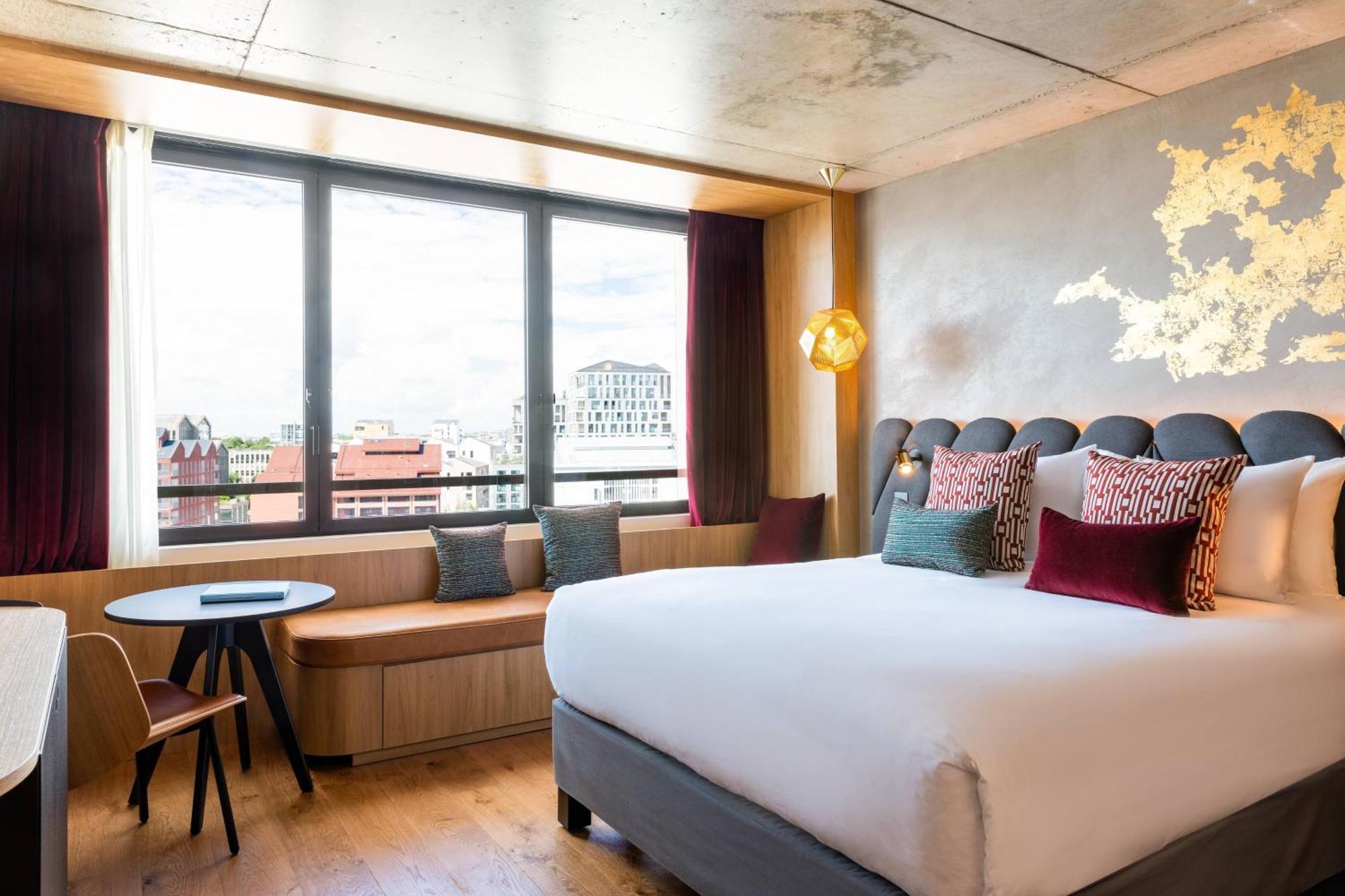 Habitación Doble La Muse con vistas a la ciudad - 1 cama grande - Planta superior