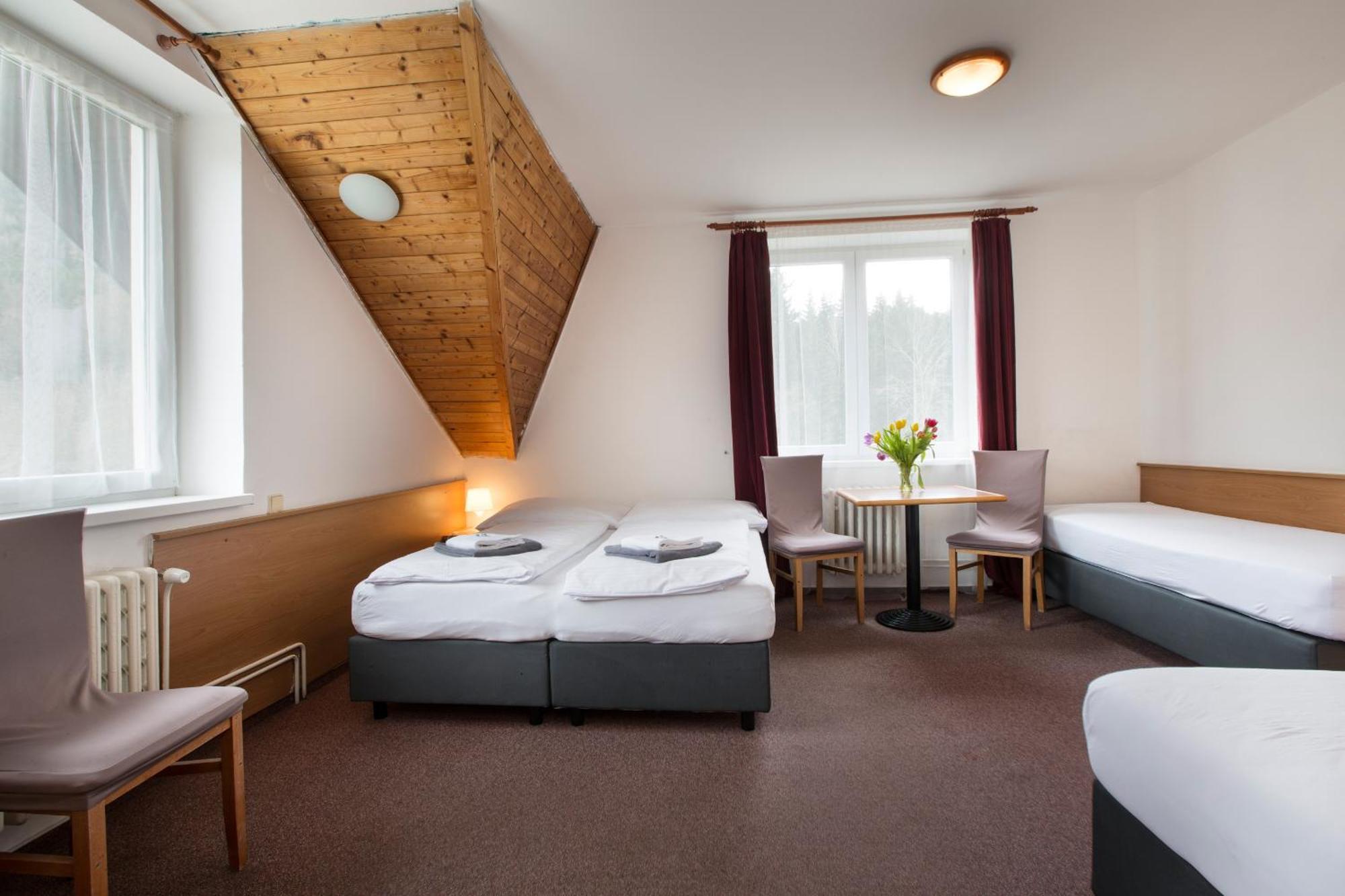 Two-Bedroom Apartment,1643756013:JPEG