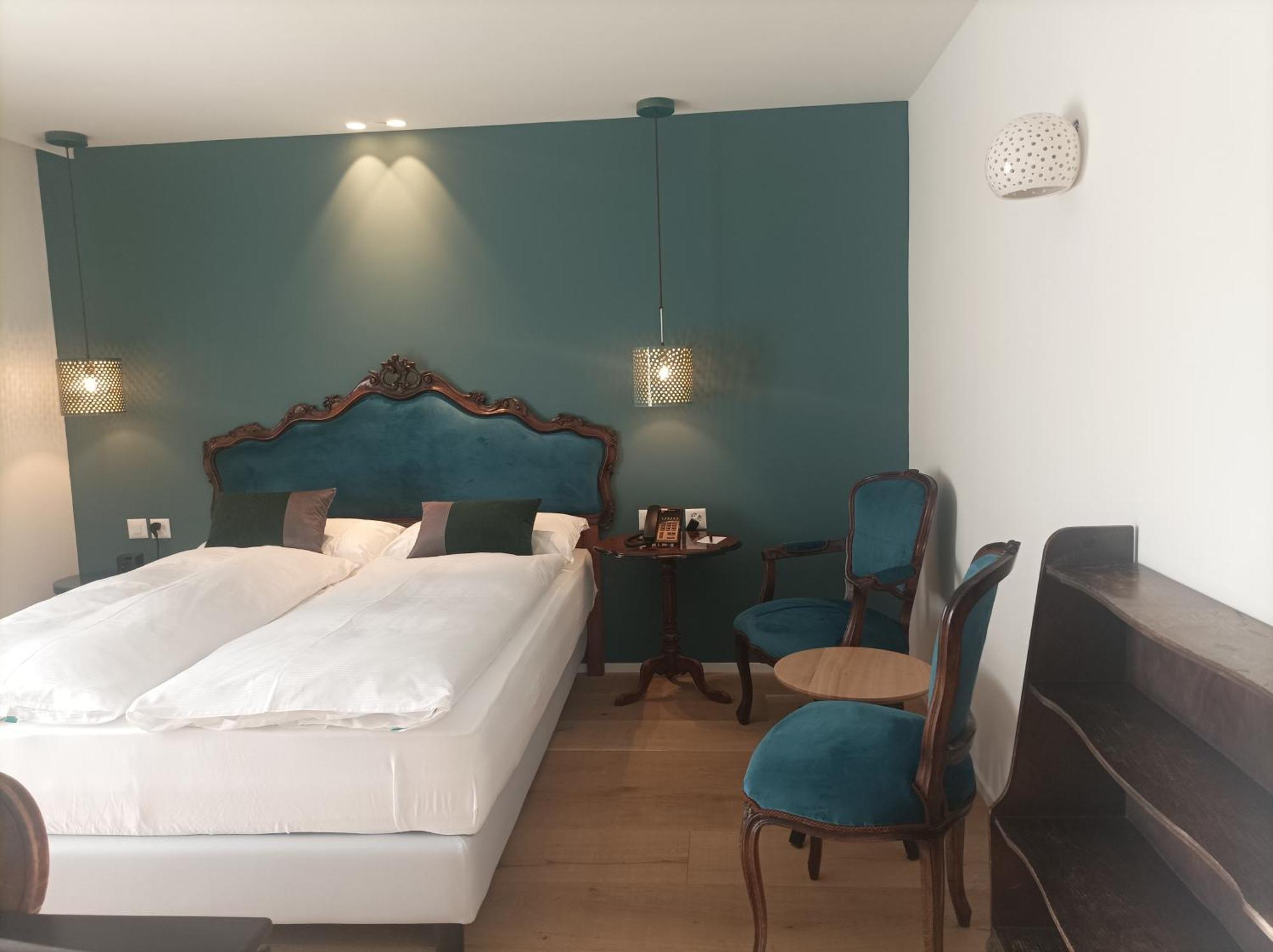 Kamer met Queensize Bed