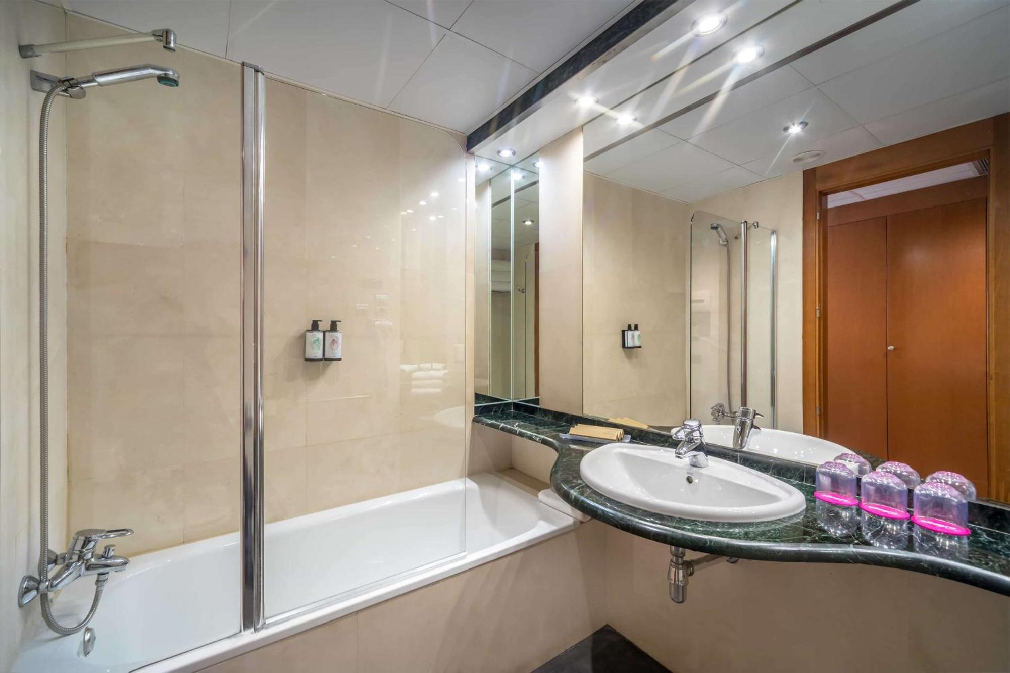 Superior Double or Twin Room,1644401540:JPEG