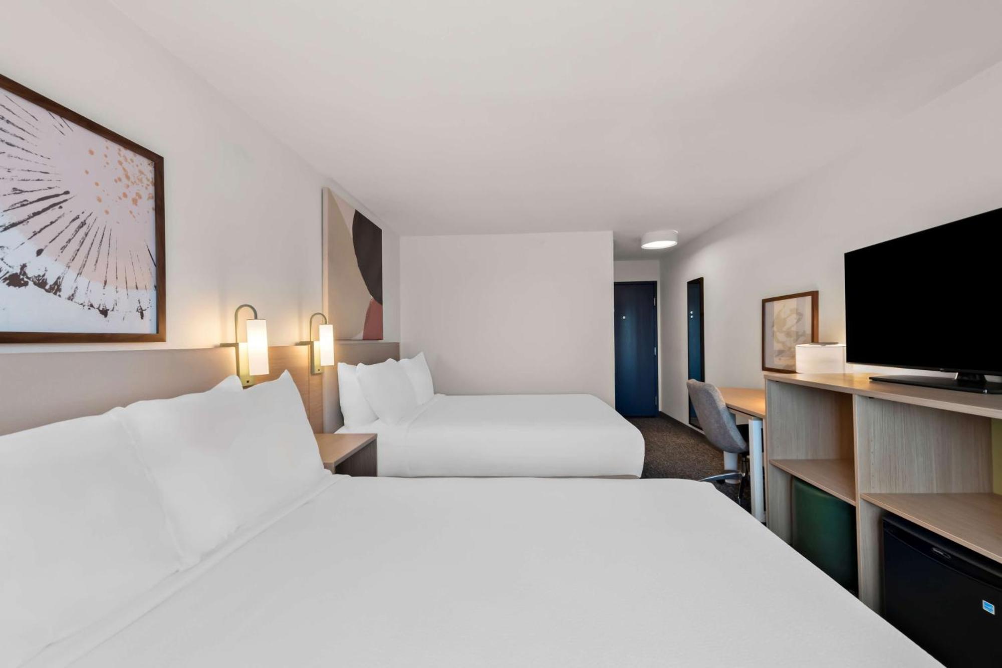 Queen Room with Two Queen Beds