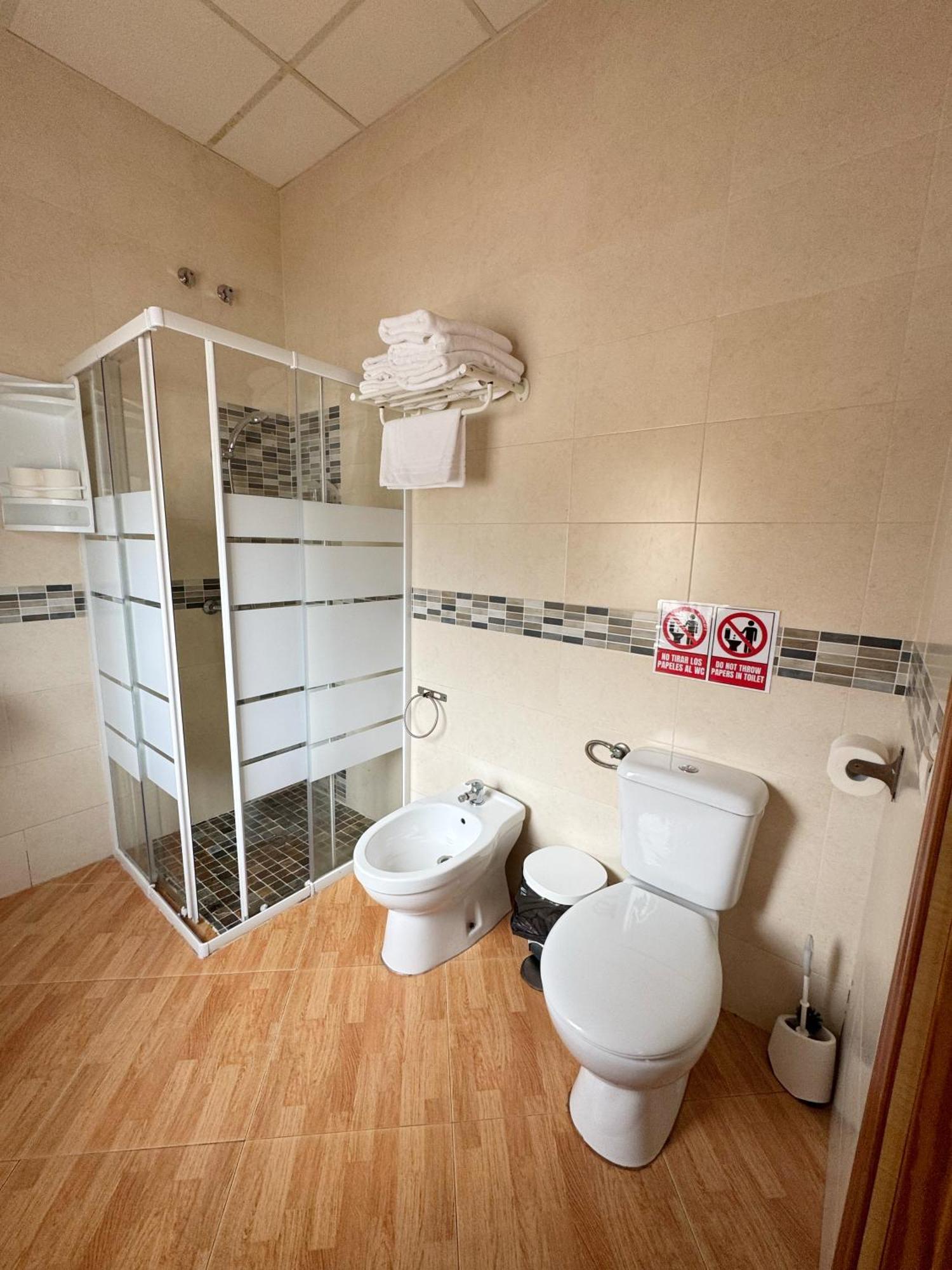 Habitación Triple con baño privado