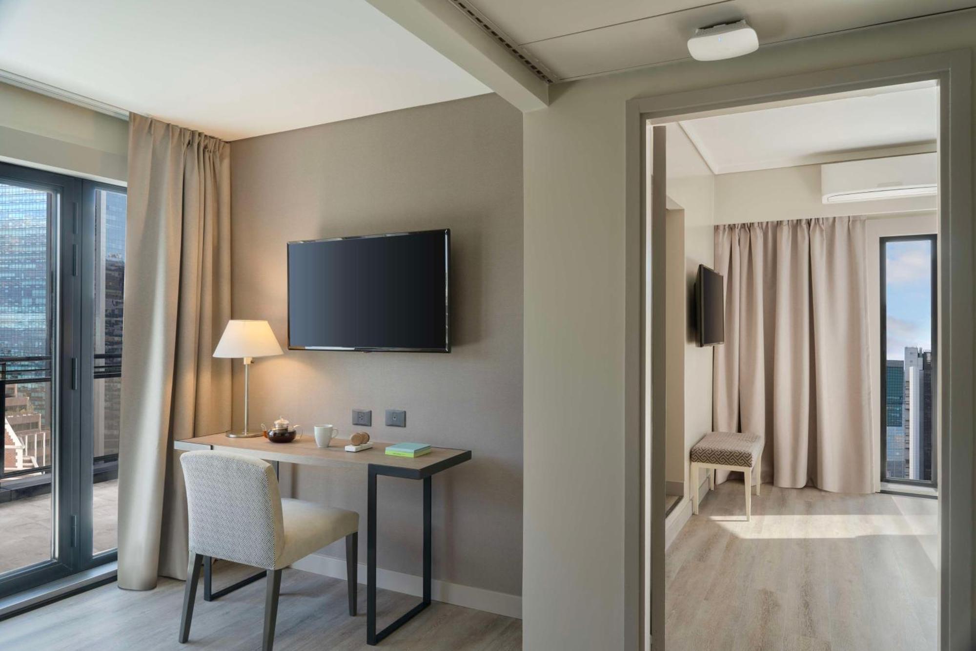 Suíte New Style com Cama Extra e Terraço (2 Adultos + 1 Criança)