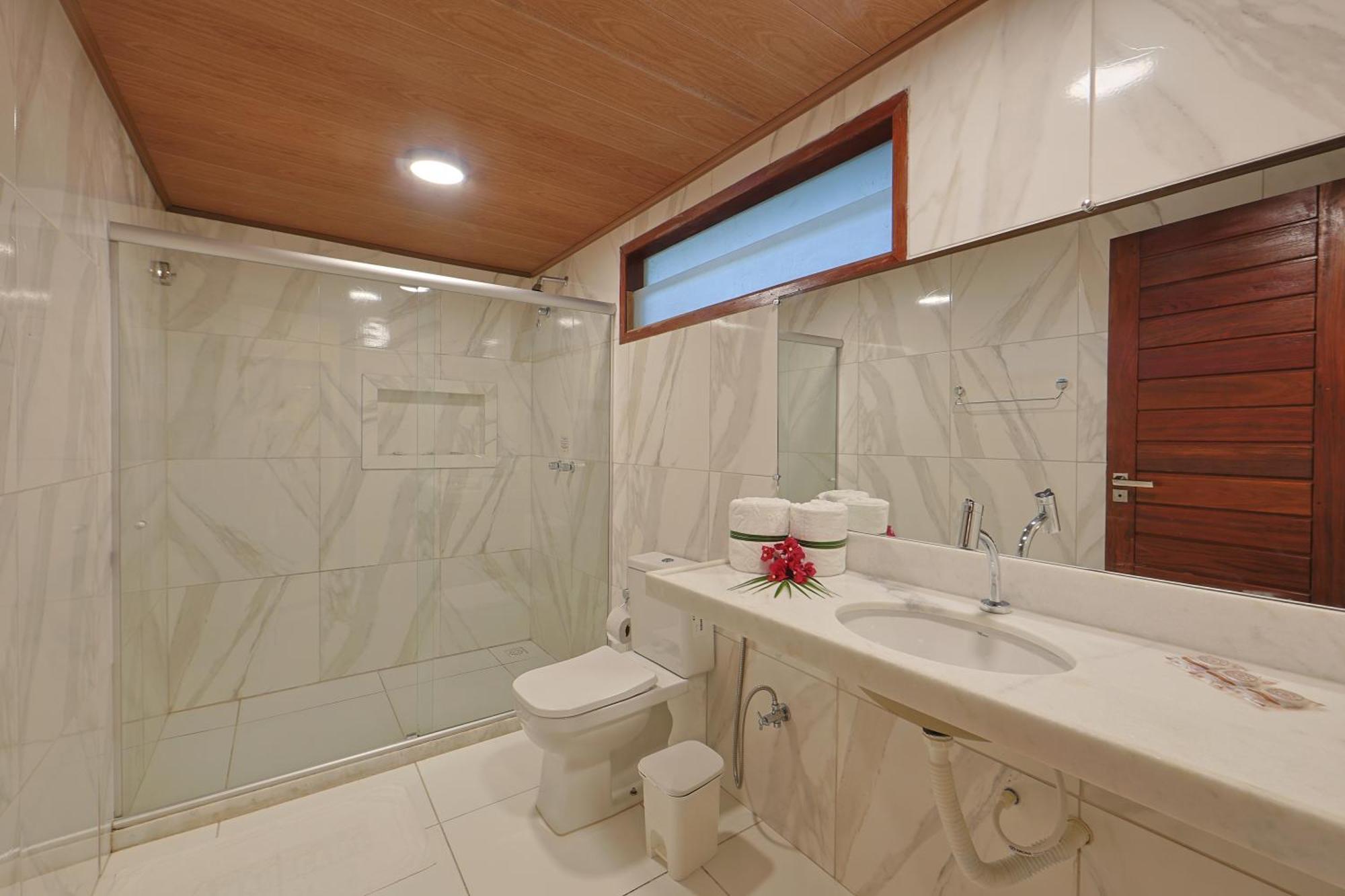 Quarto com Vista Jardim