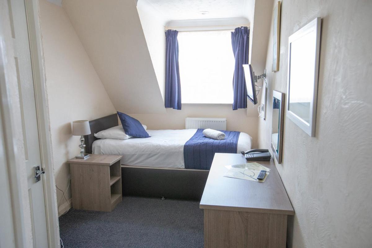 Chambre Simple Standard avec Salle de Bains Commune