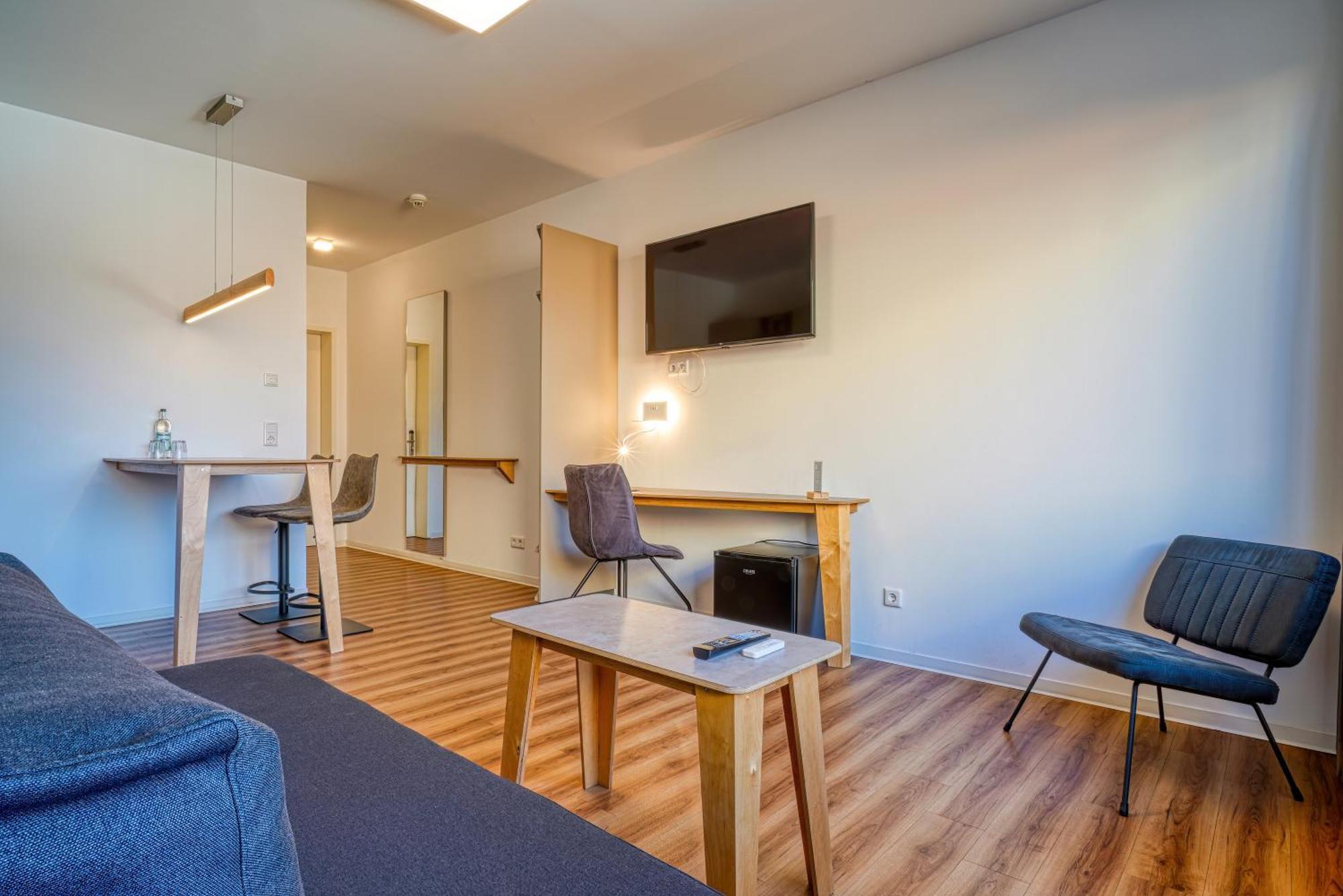 Double Room,1653575592:JPEG
