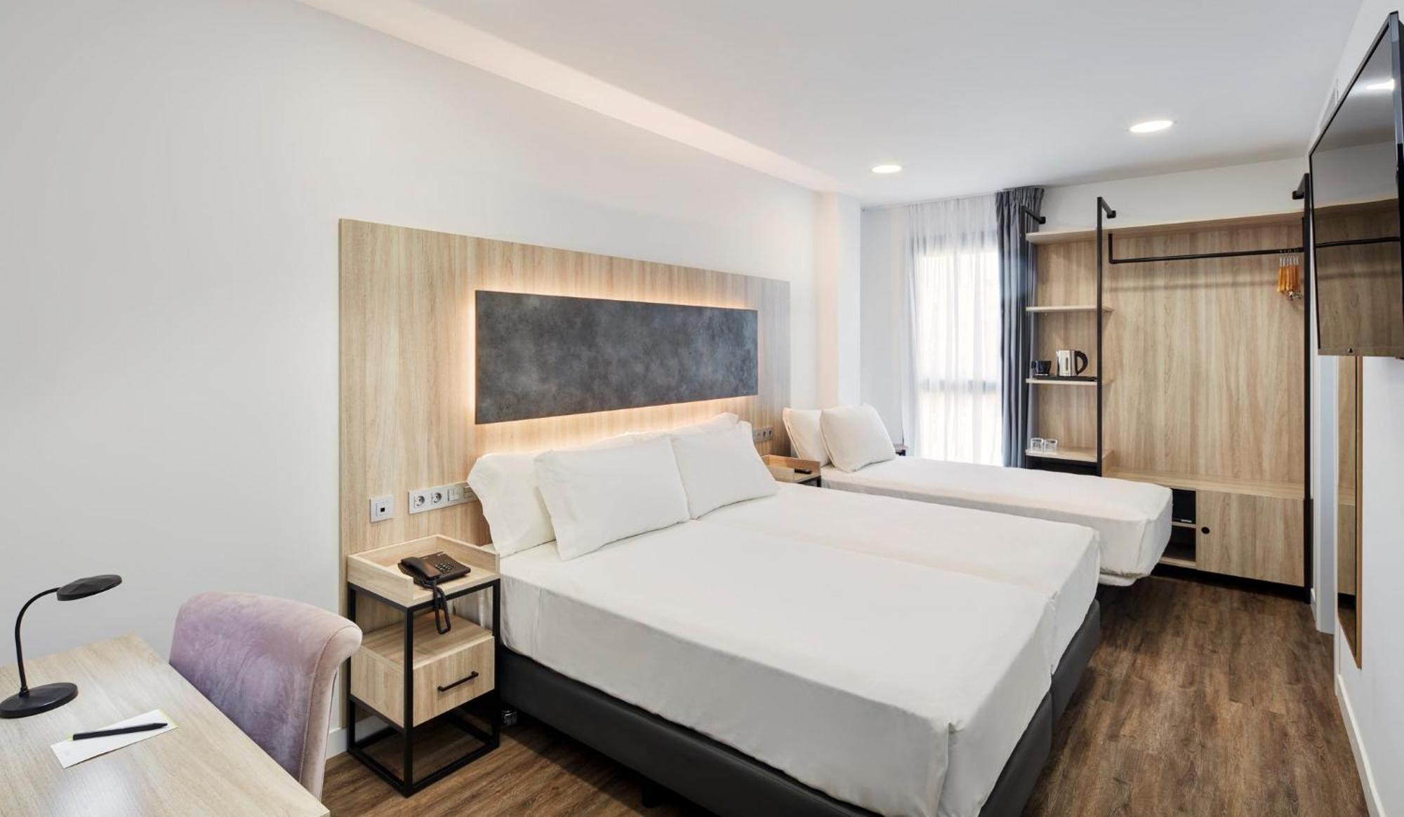 Triple Room,1654362367:JPEG
