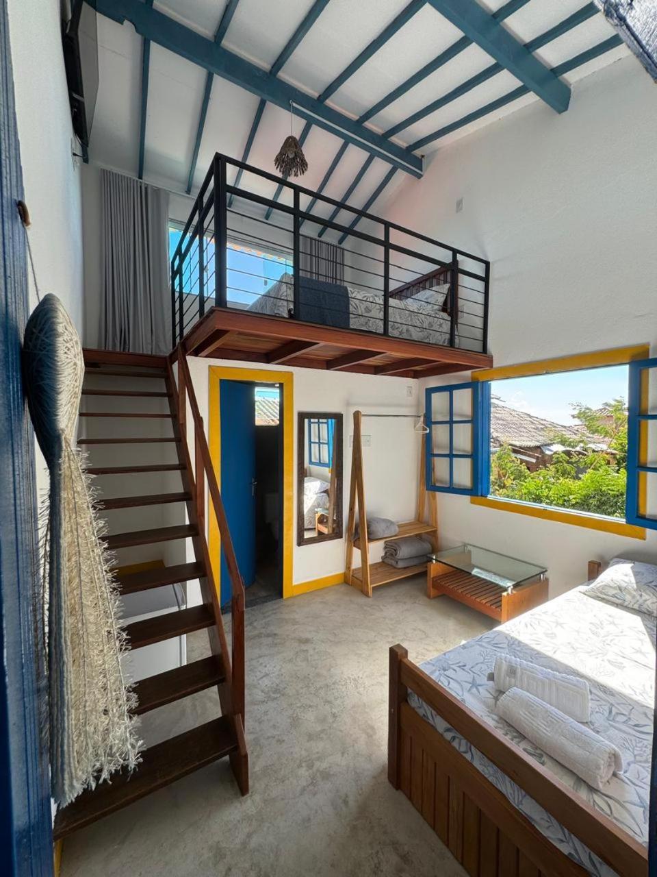 Quarto Triplo com Vista do Lago