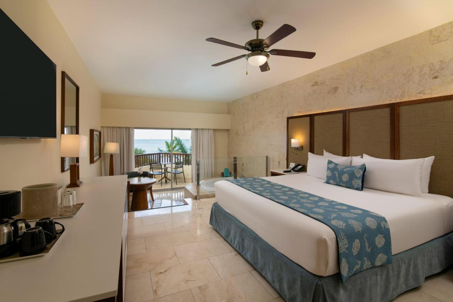 Suite Júnior Premium com Vista Oceano Frontal e Banheira de Hidromassagem