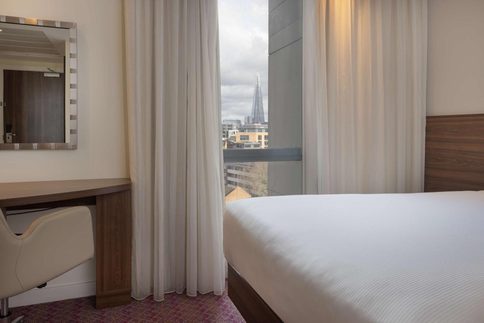 Twin Room City View,1657166953:JPEG