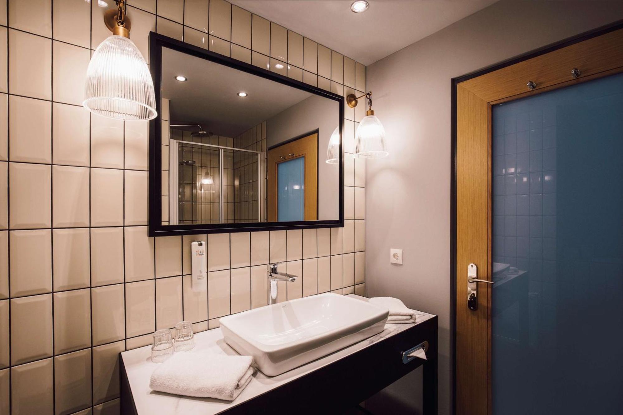 Junior Suite,1658066191:JPEG
