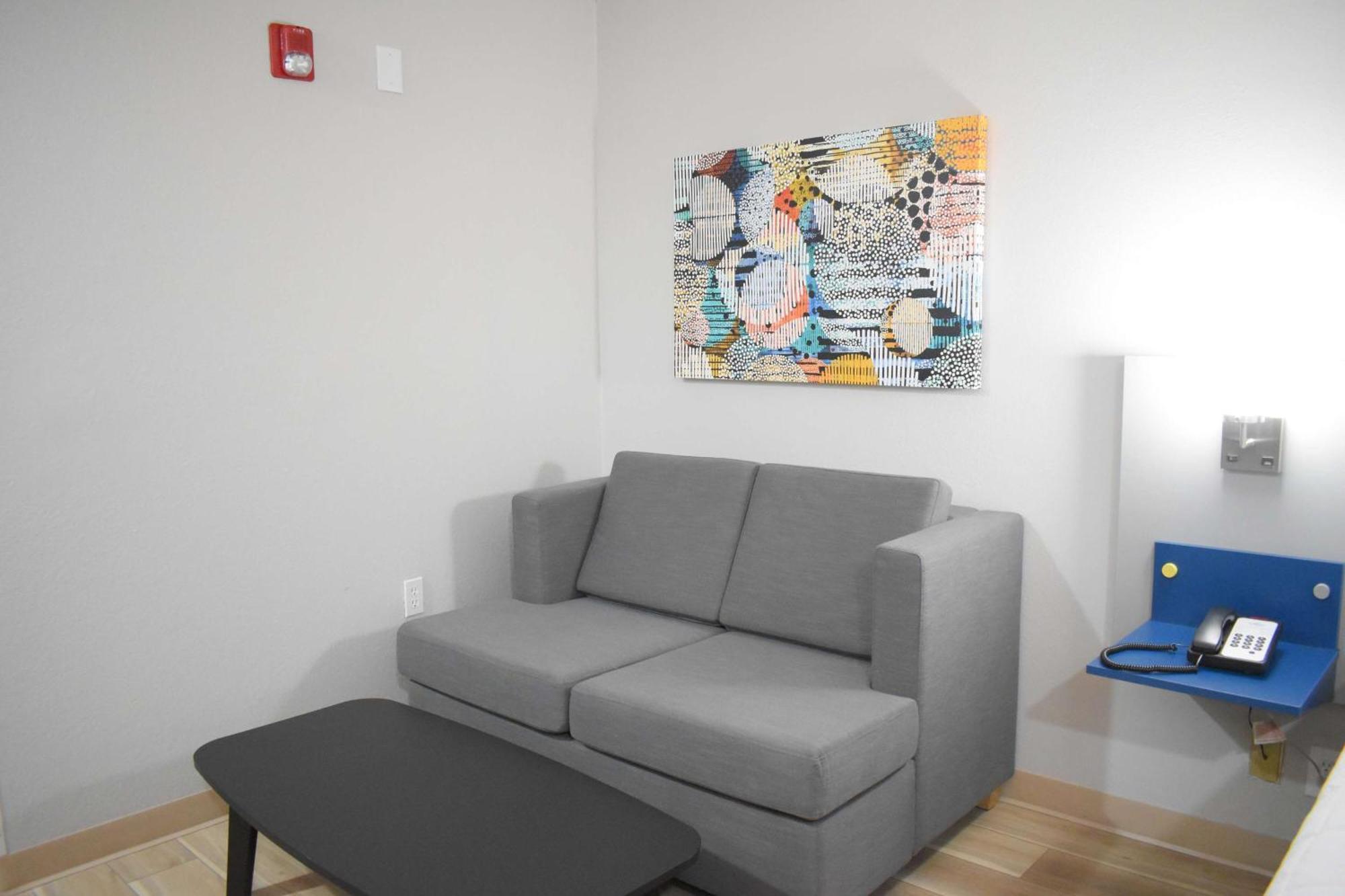 King Suite with One King Bed and Bath Tub with Grab Bars - Mobility Accessible/Non-Smoking