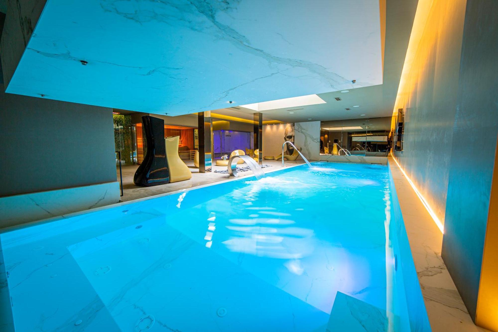Suite Spa Access,1658883375:JPEG