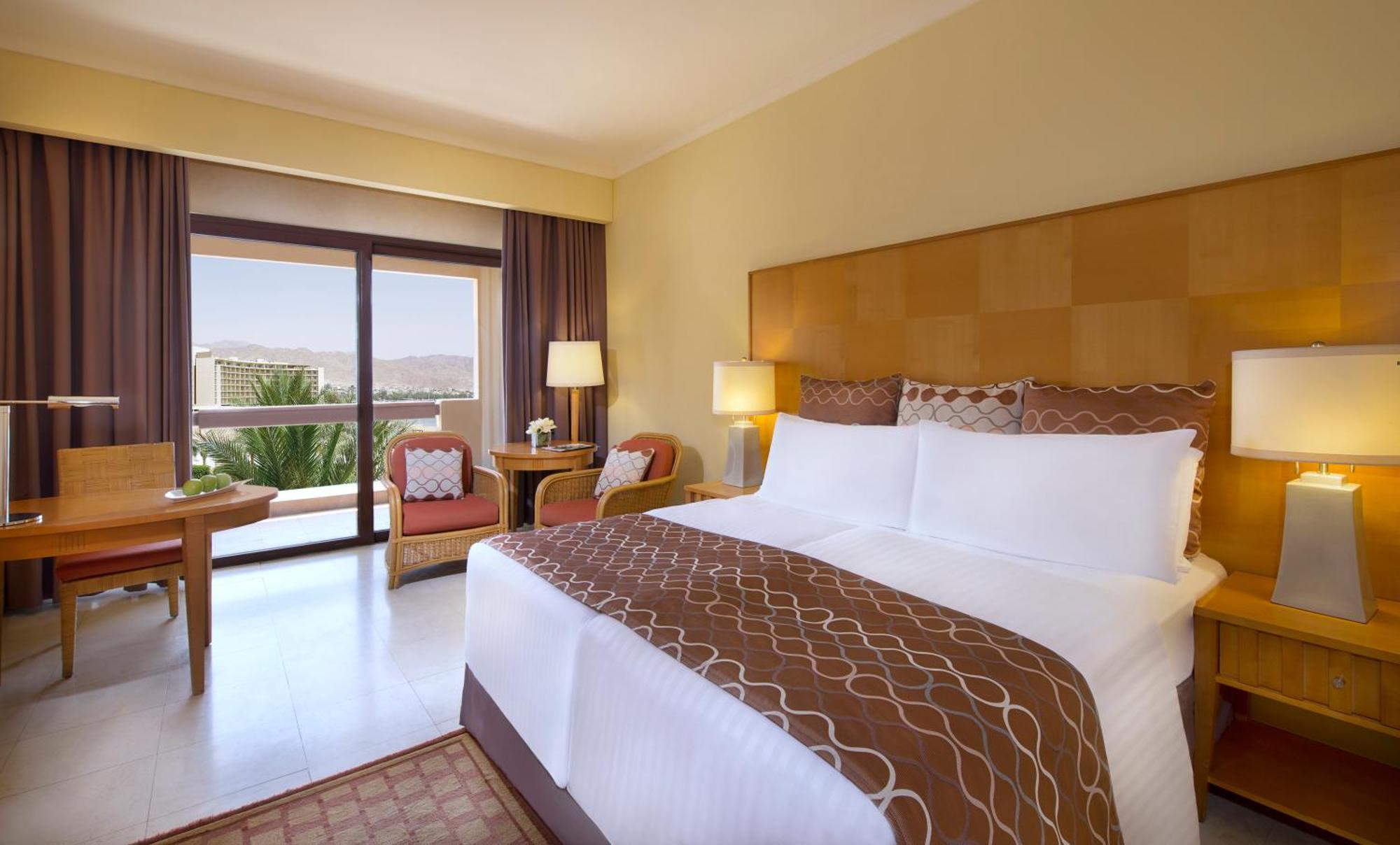 Chambre Classique Lit King-Size avec Accès Piscine