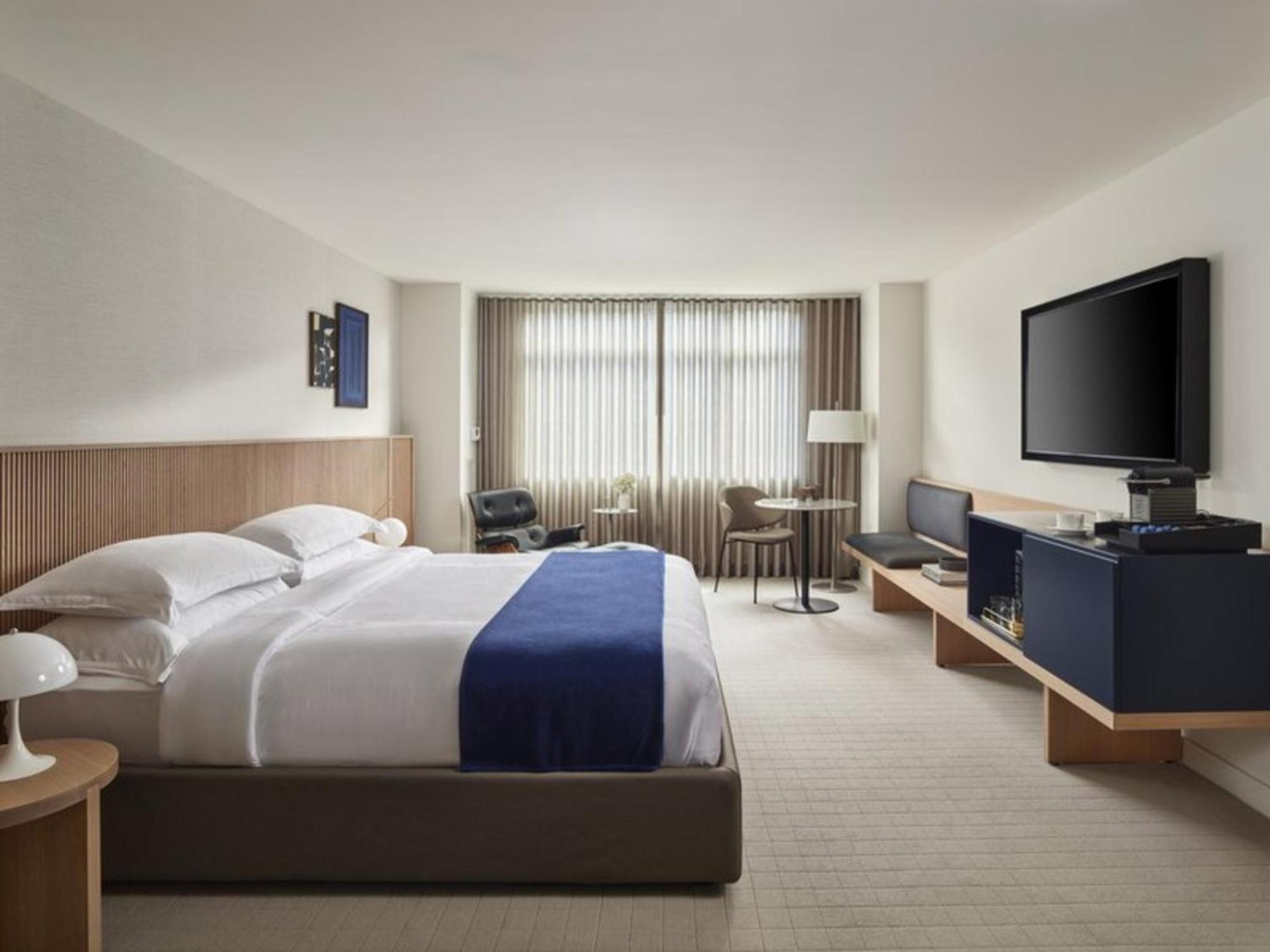 Premium King Room,1615650487:JPEG