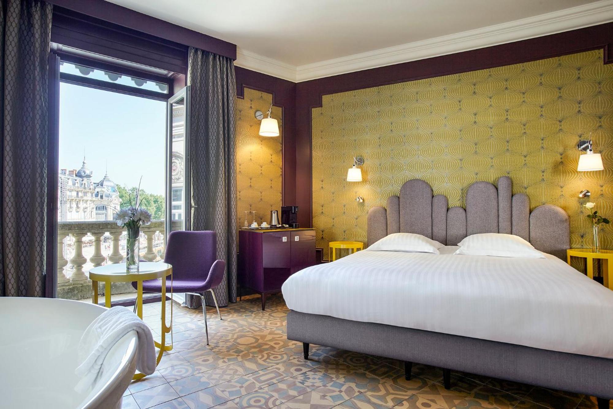 Deluxe Zimmer mit Blick auf die Place de la Comédie