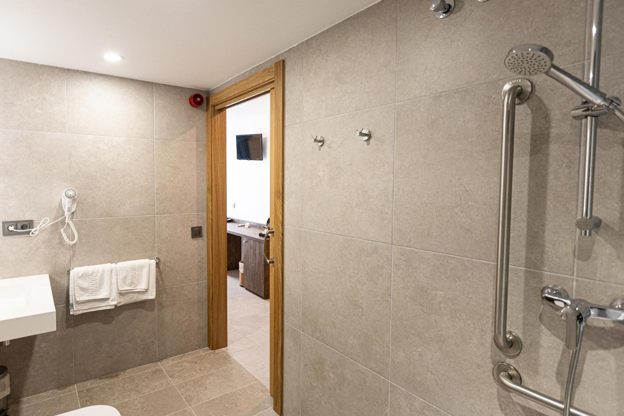 Chambre Intérieure Confort (3 Personnes)