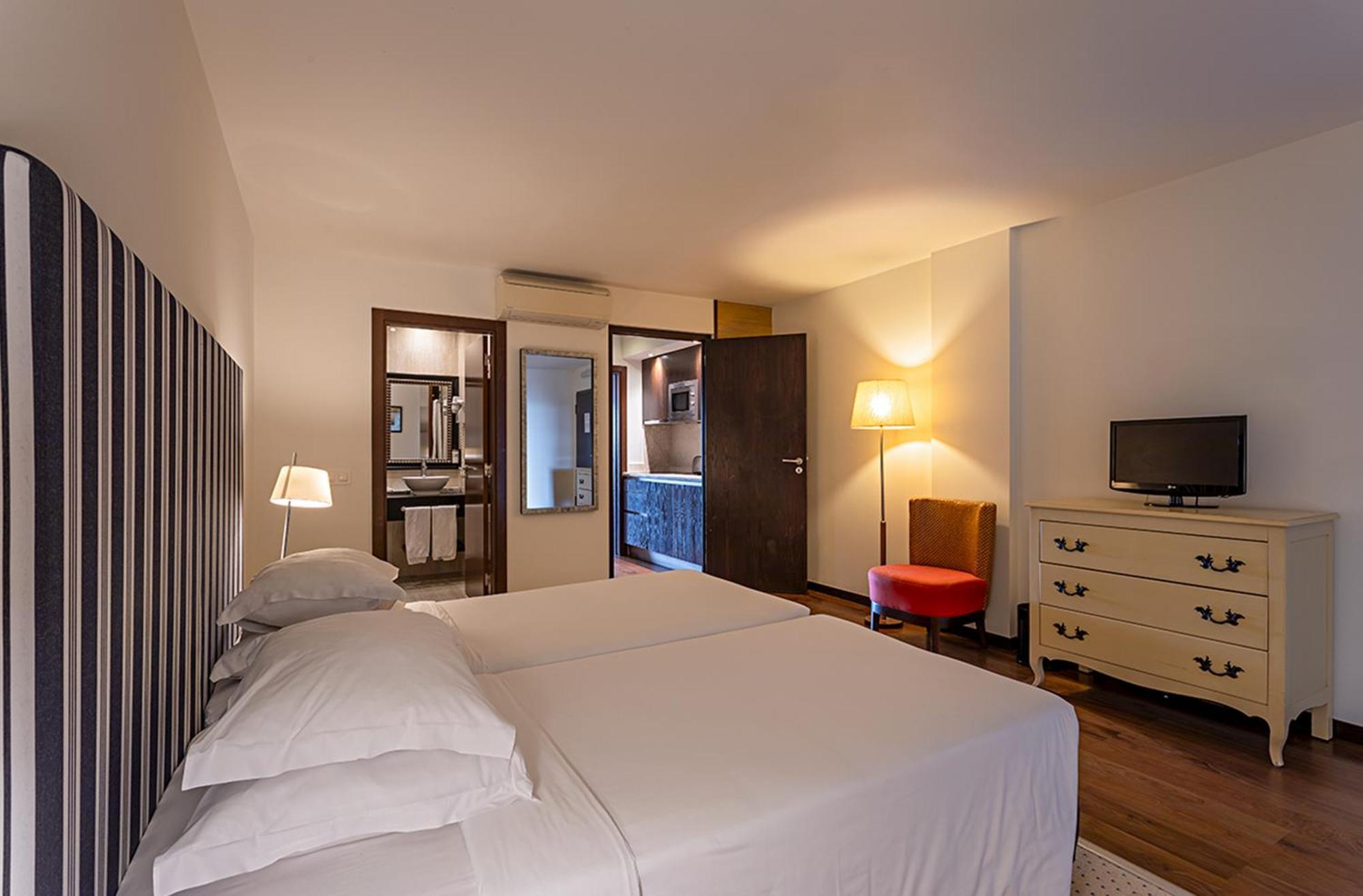 Cliff Familiensuite mit Meerblick (für 3 Personen)