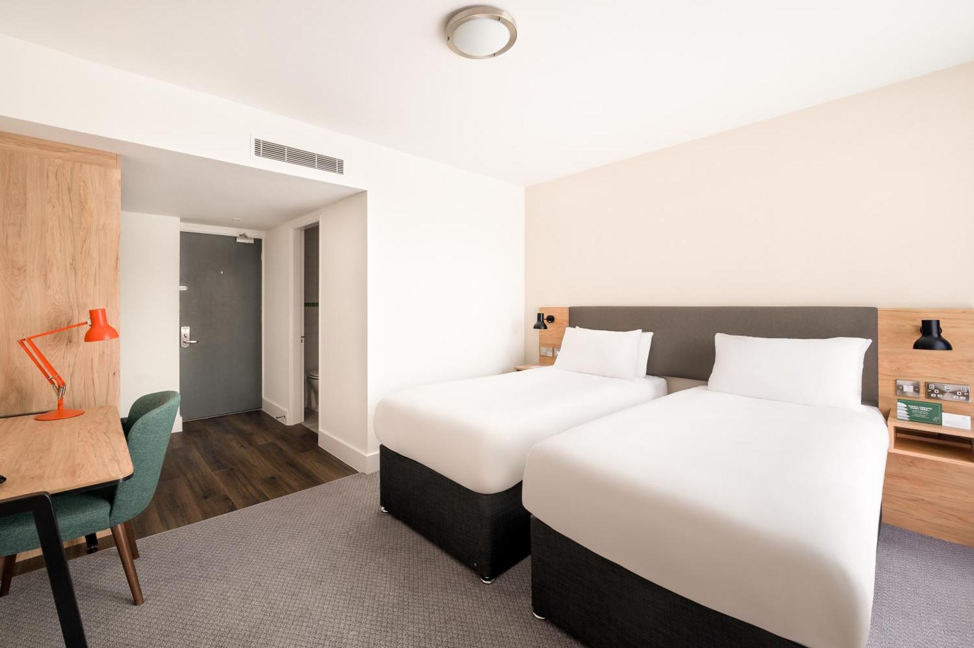 Standard Zimmer mit 2 Einzelbetten