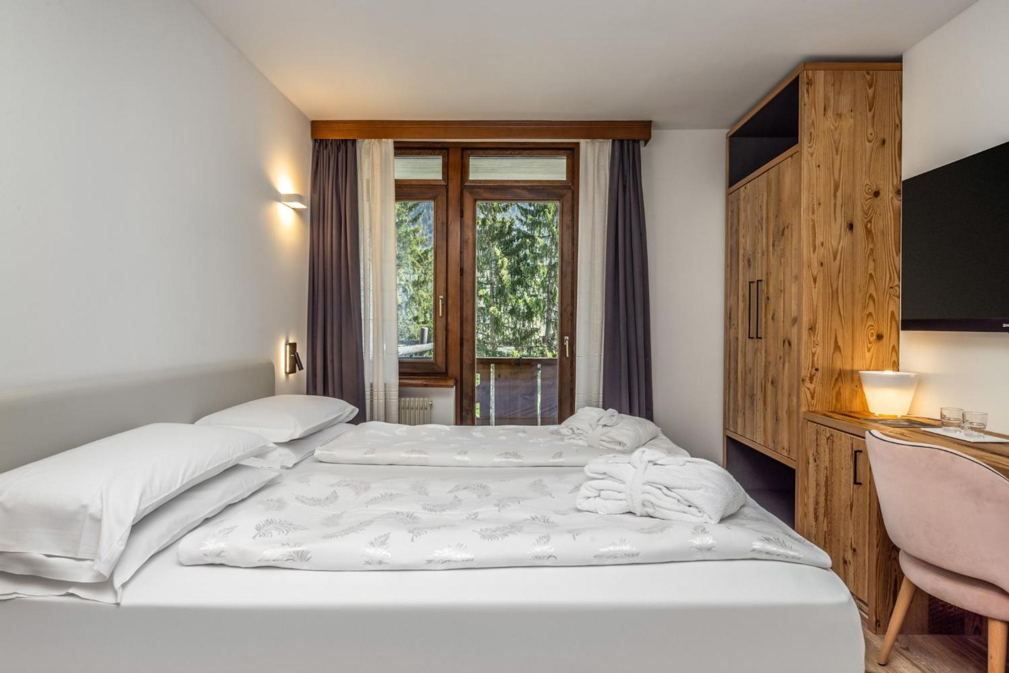 Standard Double or Twin Room with Balcony,1663742910:JPEG