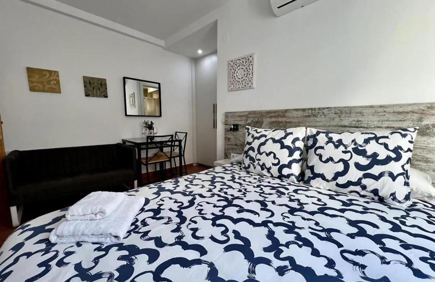 Estudio Deluxe con cama grande