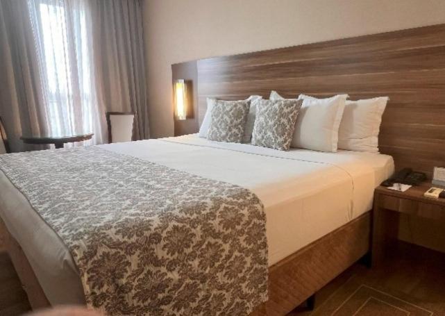 Double Room,1664666248:JPEG