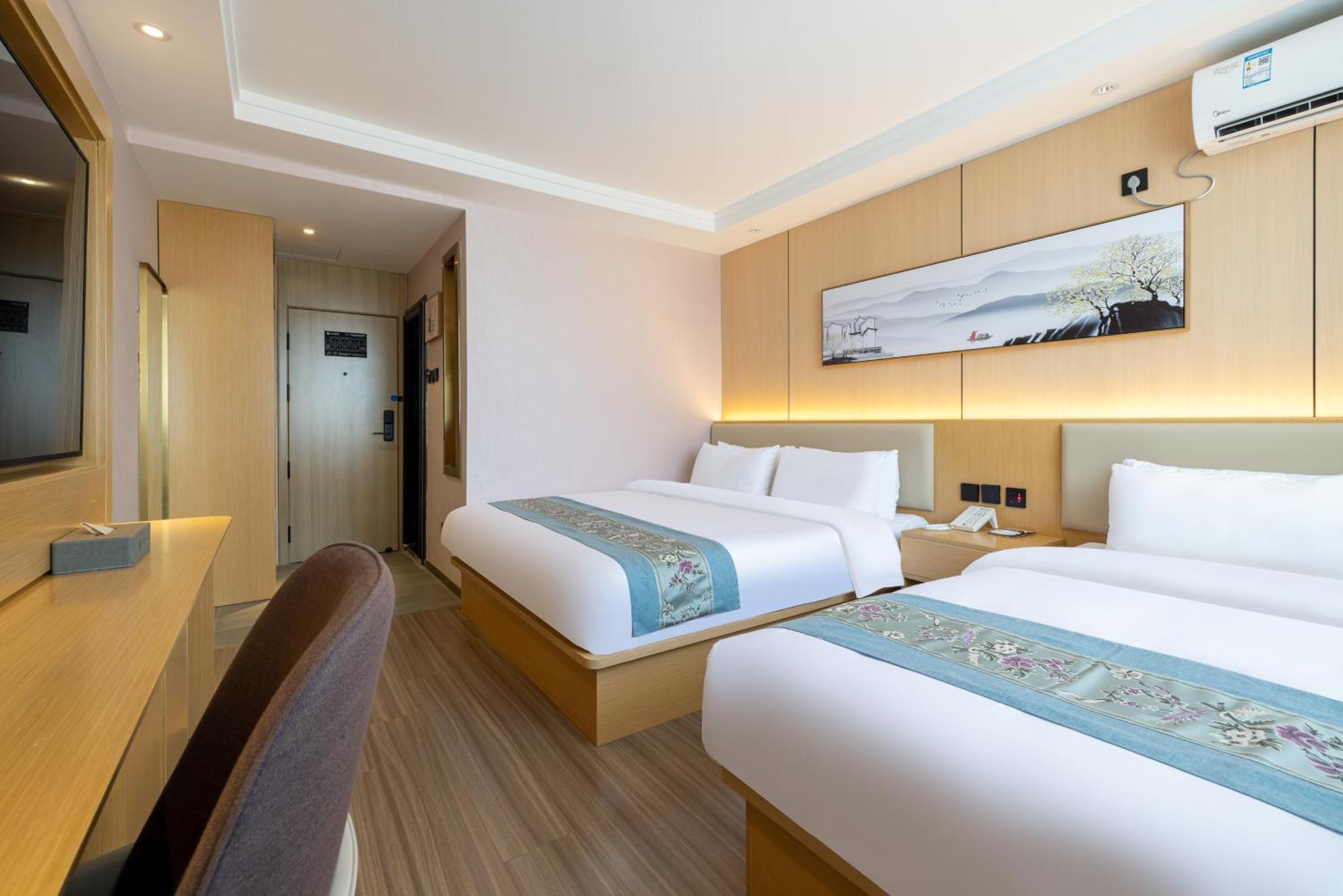 Vierpersoonskamer met Eigen Badkamer